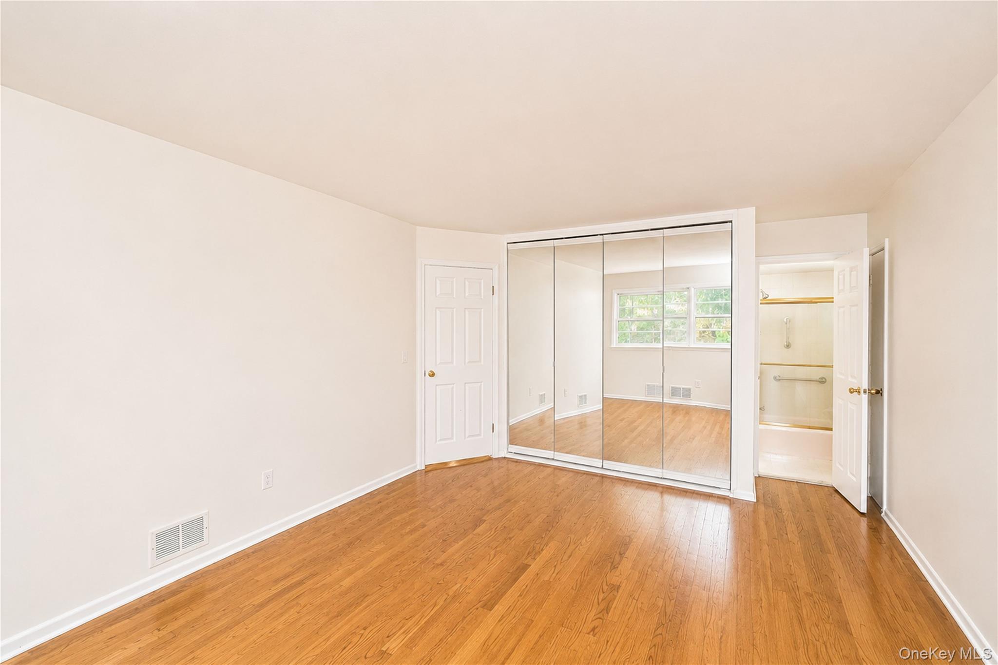 Single Family Rice Avenue  Staten Island, NY 10314, MLS-1036796-17