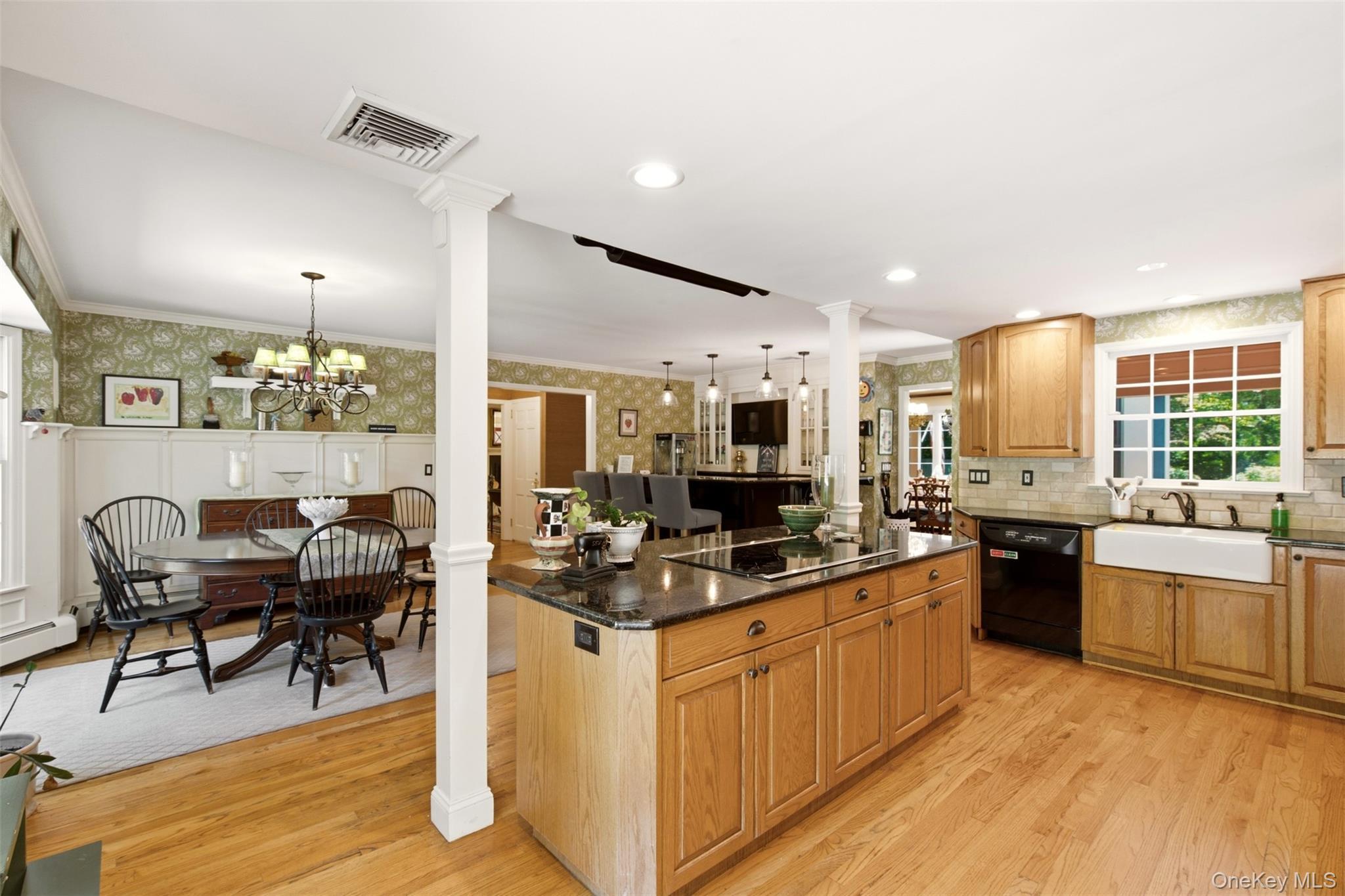 Single Family Private Road Suffolk County, NY 11743, MLS-1036800-18