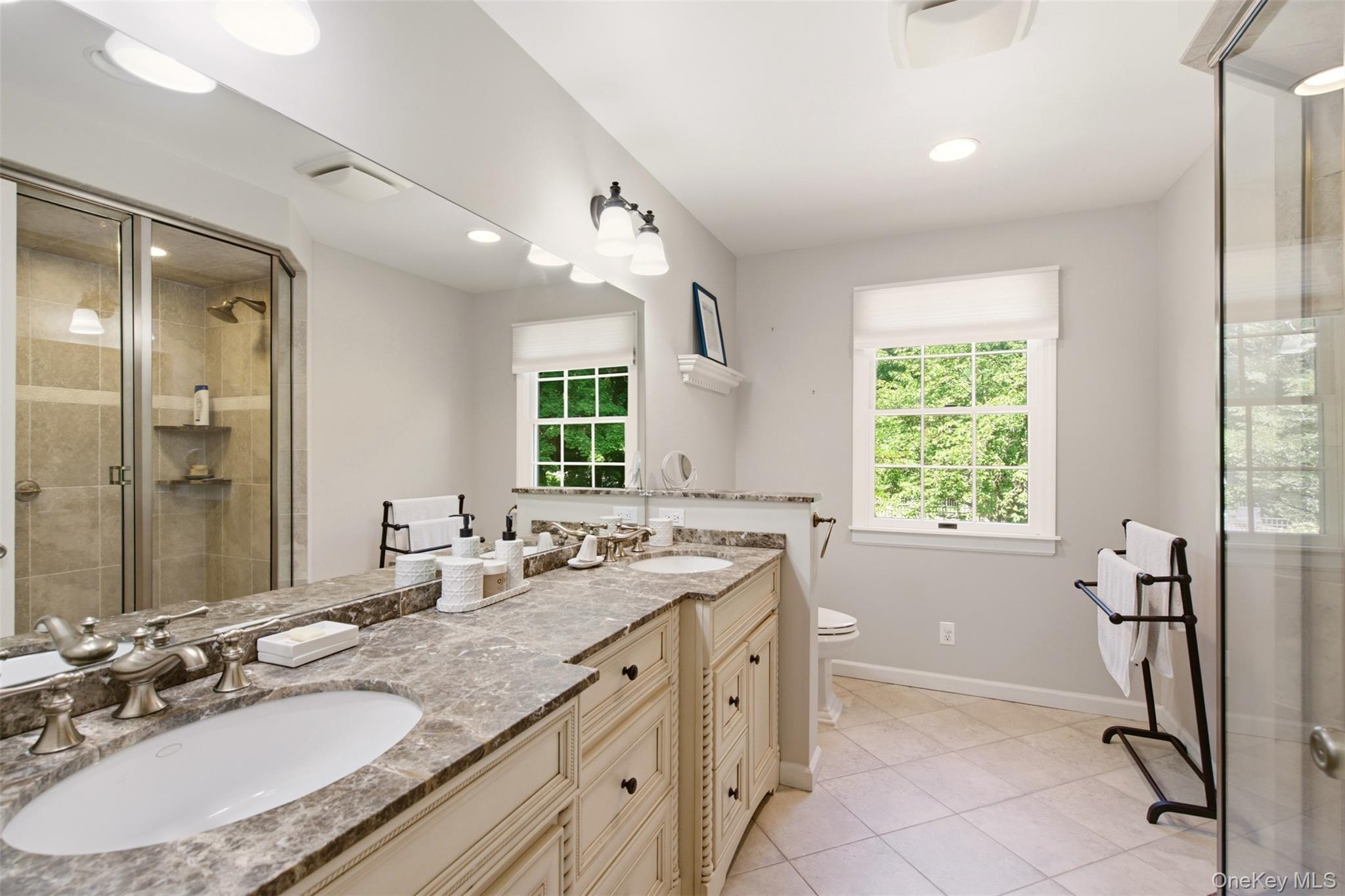 Single Family Private Road Suffolk County, NY 11743, MLS-1036800-28