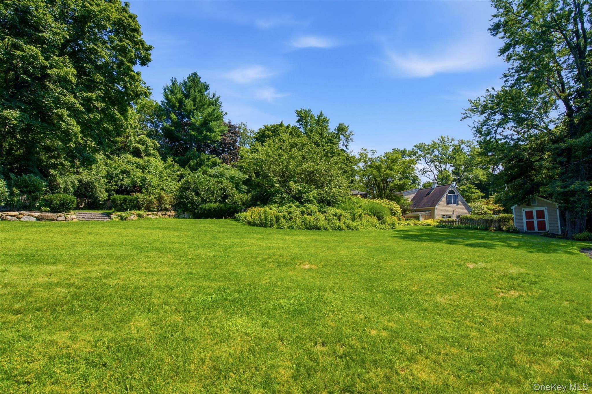 Single Family Private Road Suffolk County, NY 11743, MLS-1036800-37