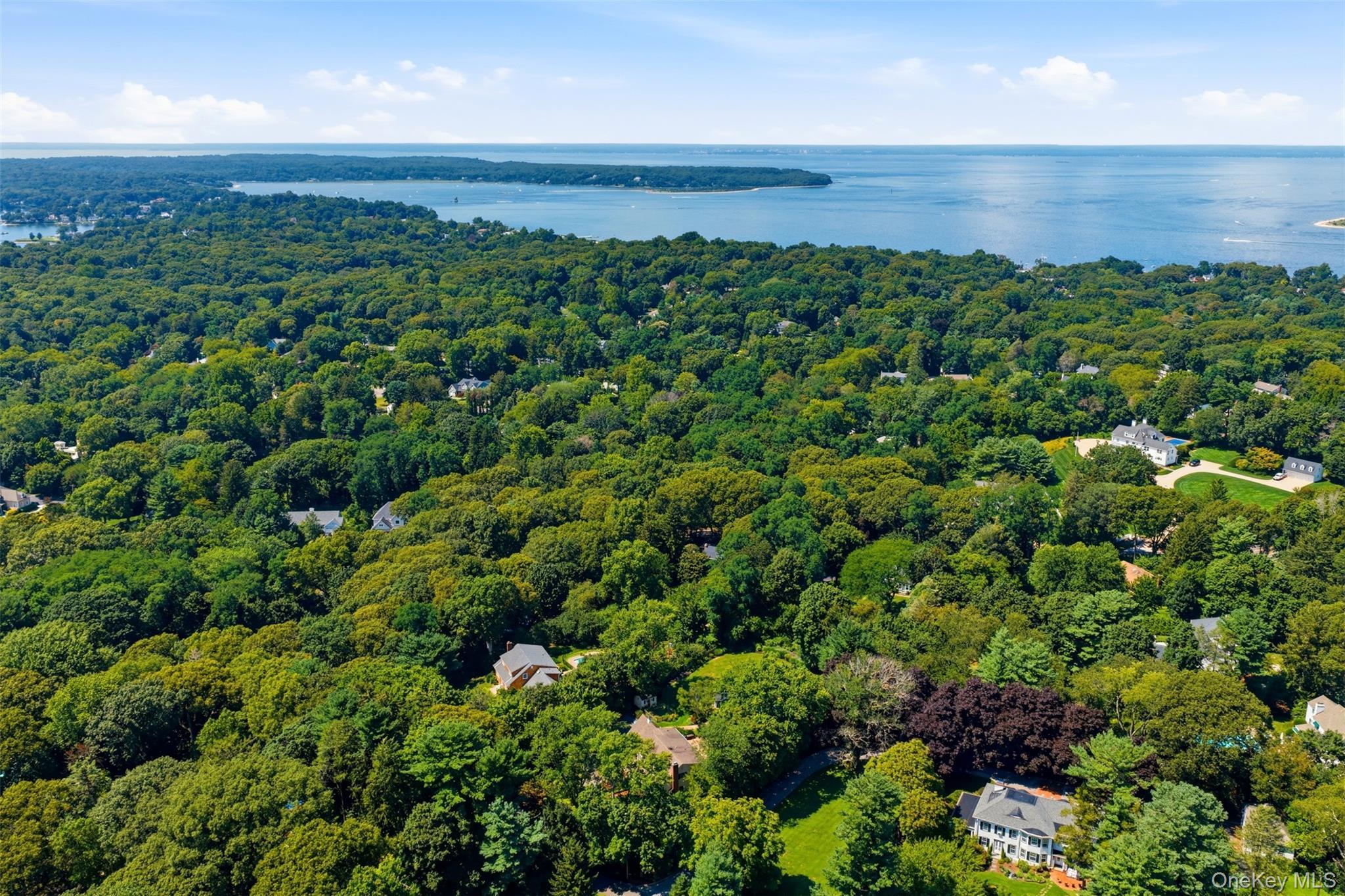 Single Family Private Road Suffolk County, NY 11743, MLS-1036800-45