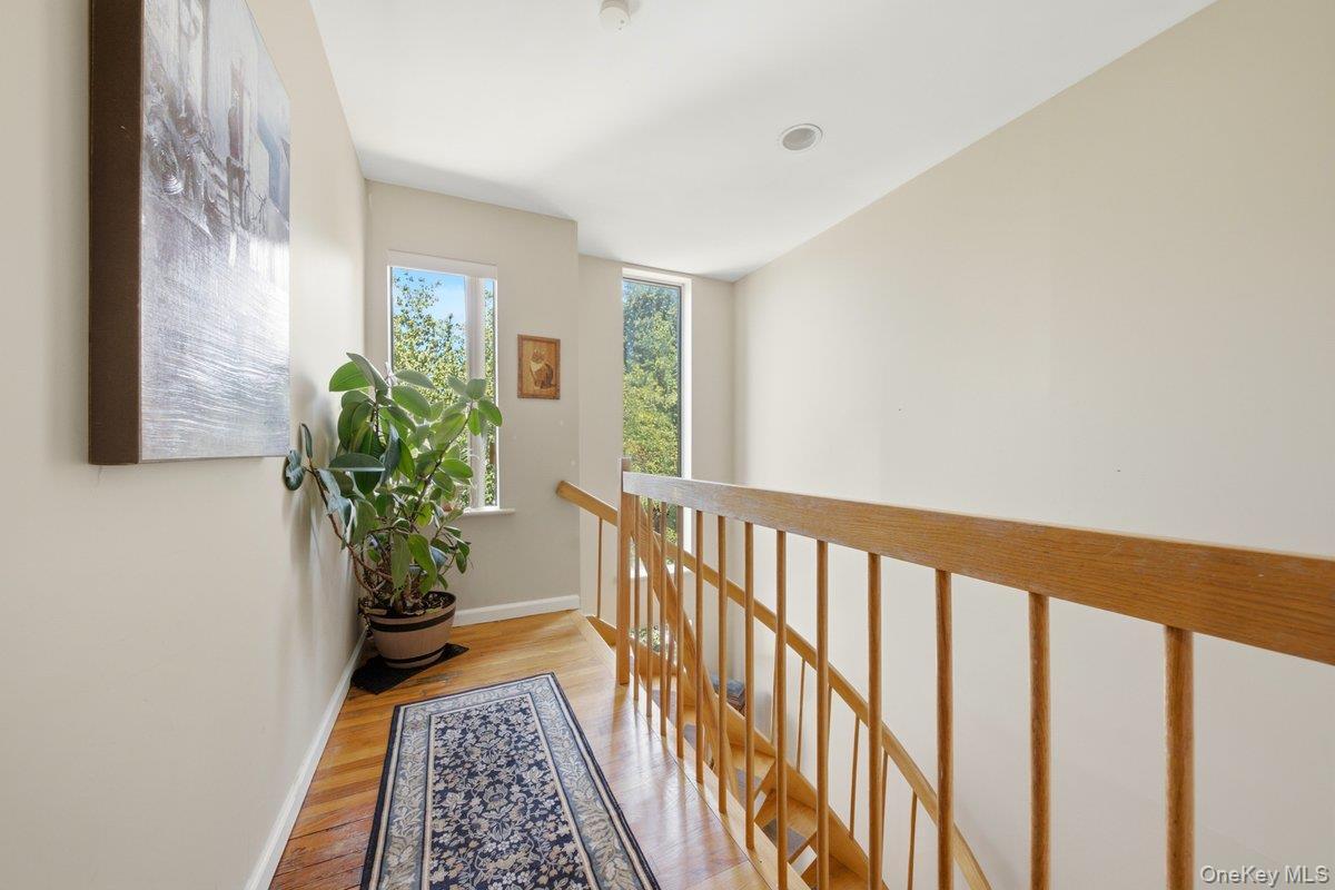 Single Family Newport Road Westchester County, NY 10710, MLS-1036801-28