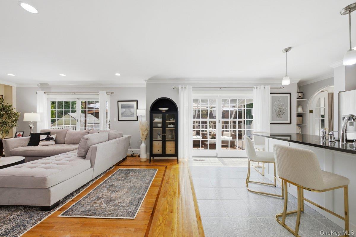 Single Family Newport Road Westchester County, NY 10710, MLS-1036801-7