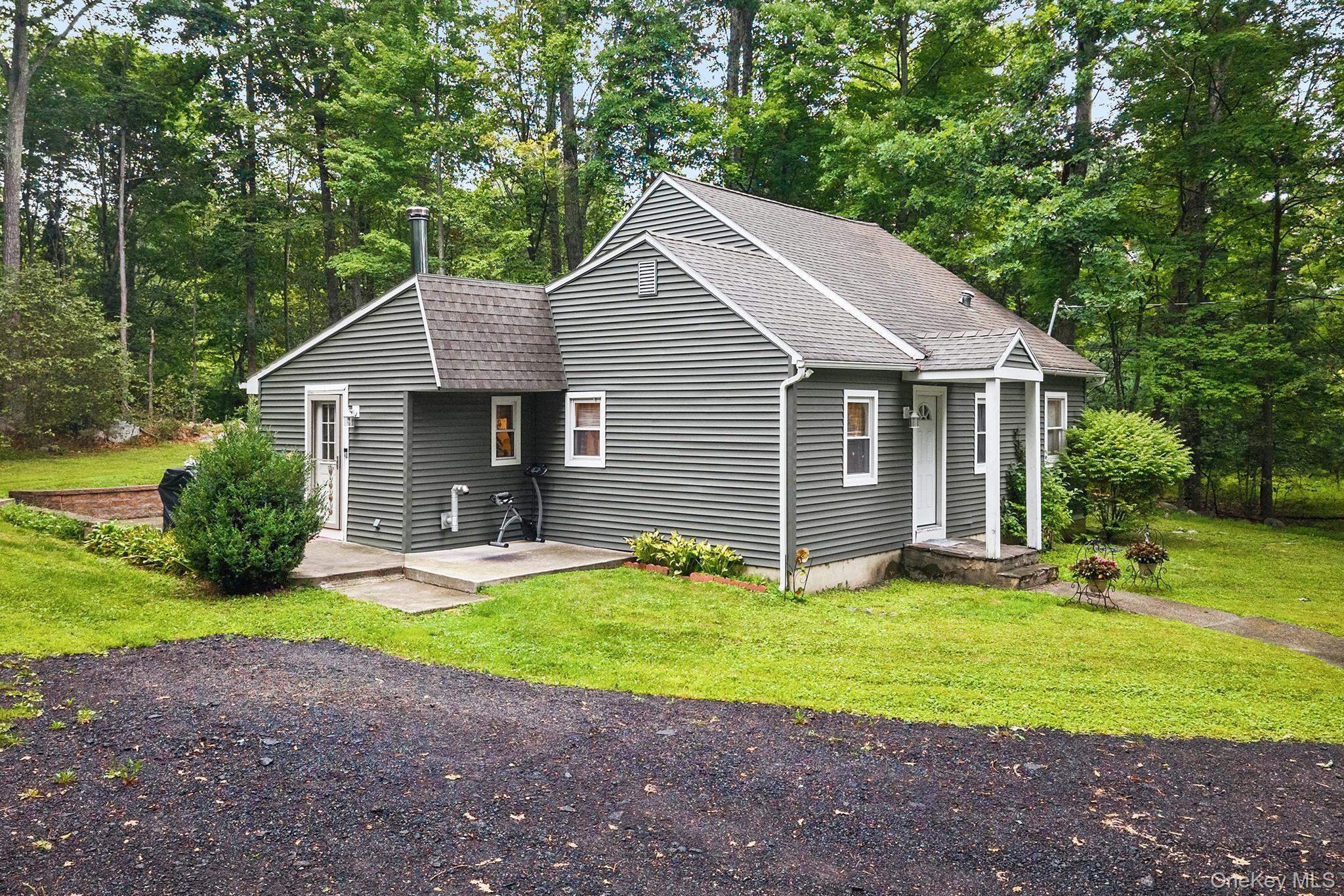 Single Family Forest Glen Road  Ulster County, NY 12566, MLS-1036806-2