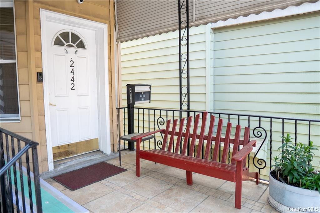 Single Family Beaumont Avenue  Bronx, NY 10458, MLS-1036808-4