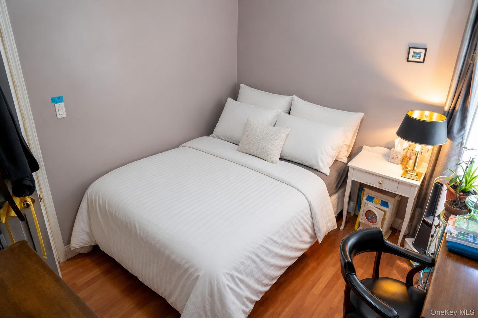 Single Family Beaumont Avenue  Bronx, NY 10458, MLS-1036808-9
