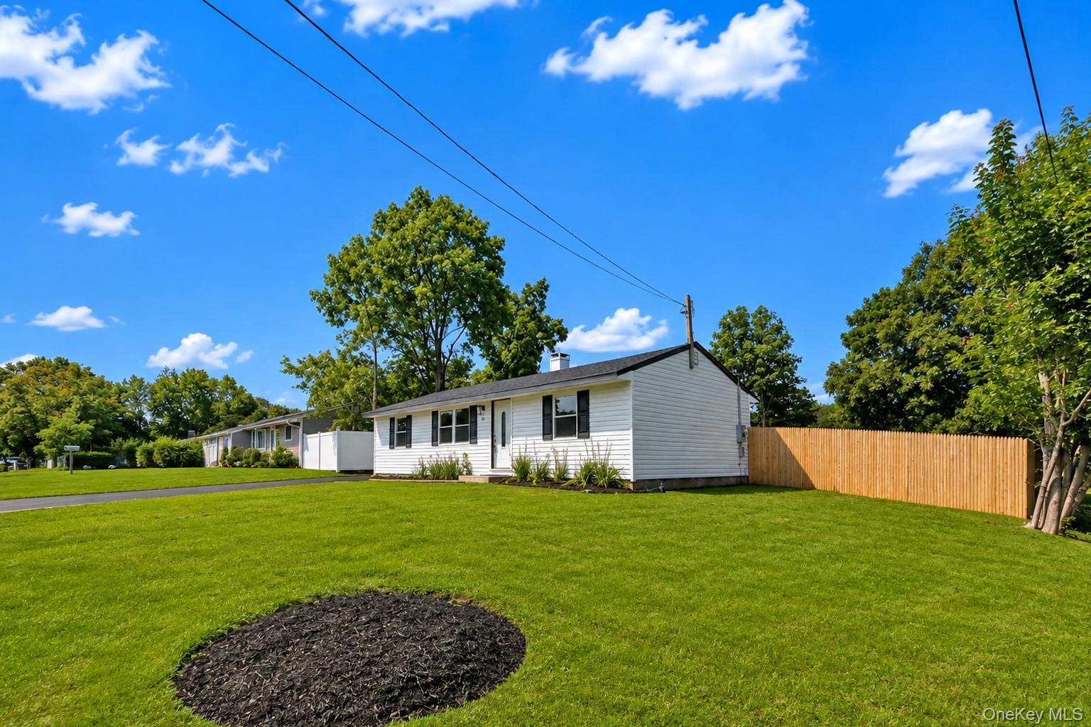 Single Family Marie Lane Suffolk County, NY 11722, MLS-1036809-3