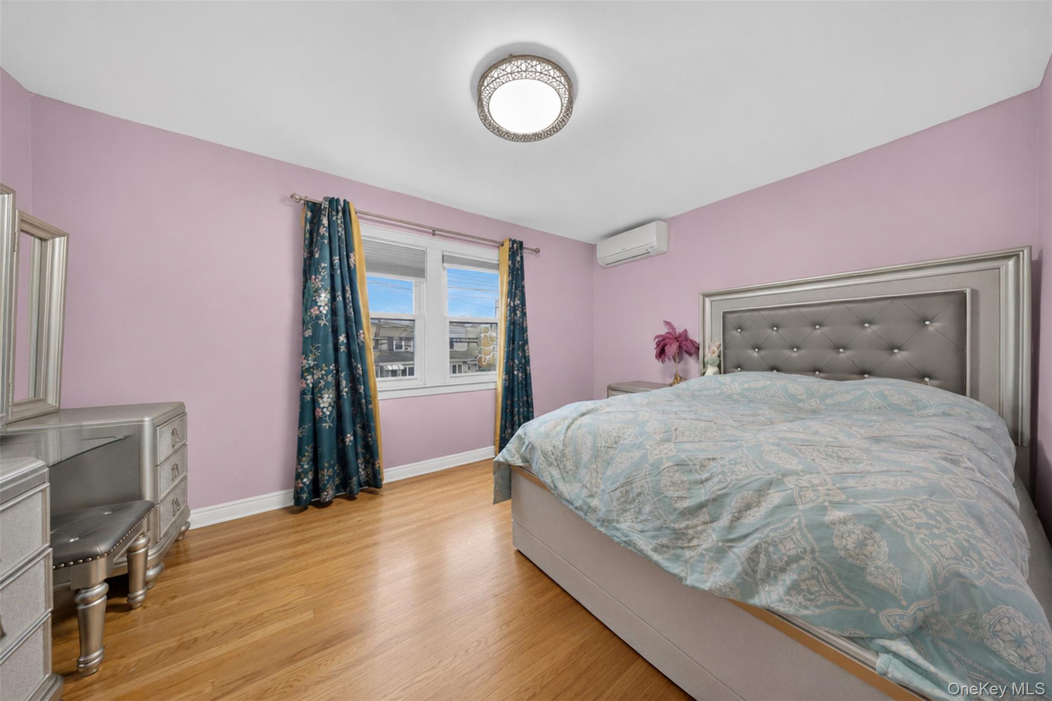 Single Family 200th Street  Queens, NY 11361, MLS-1036823-15