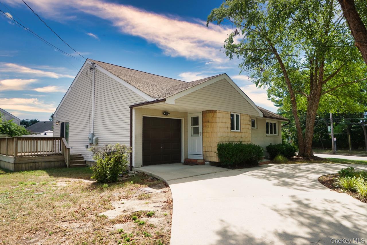 Single Family Glen Road  Suffolk County, NY 11703, MLS-1036839-3