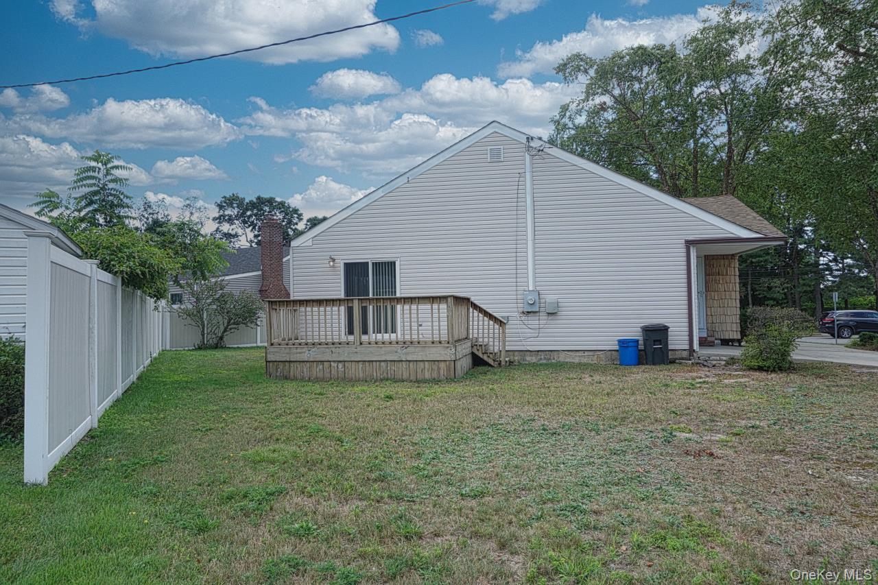 Single Family Glen Road  Suffolk County, NY 11703, MLS-1036839-4