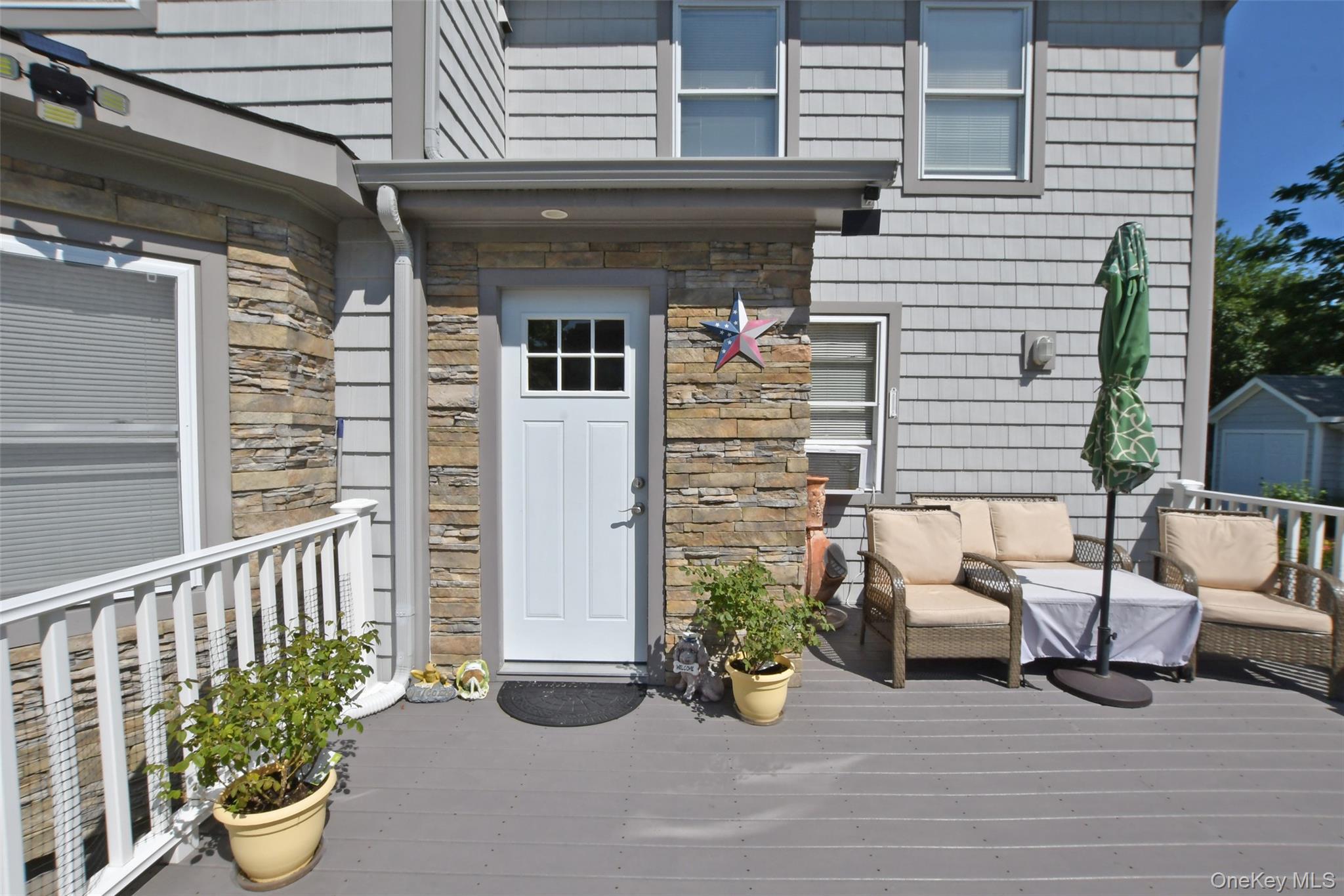 Single Family Marcy Avenue  Suffolk County, NY 11901, MLS-1036857-27