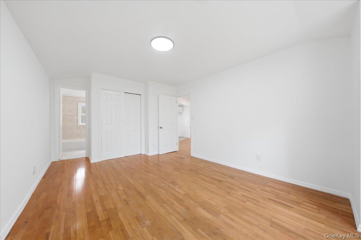 Single Family 105th Avenue Queens, NY 11435, MLS-1036858-16