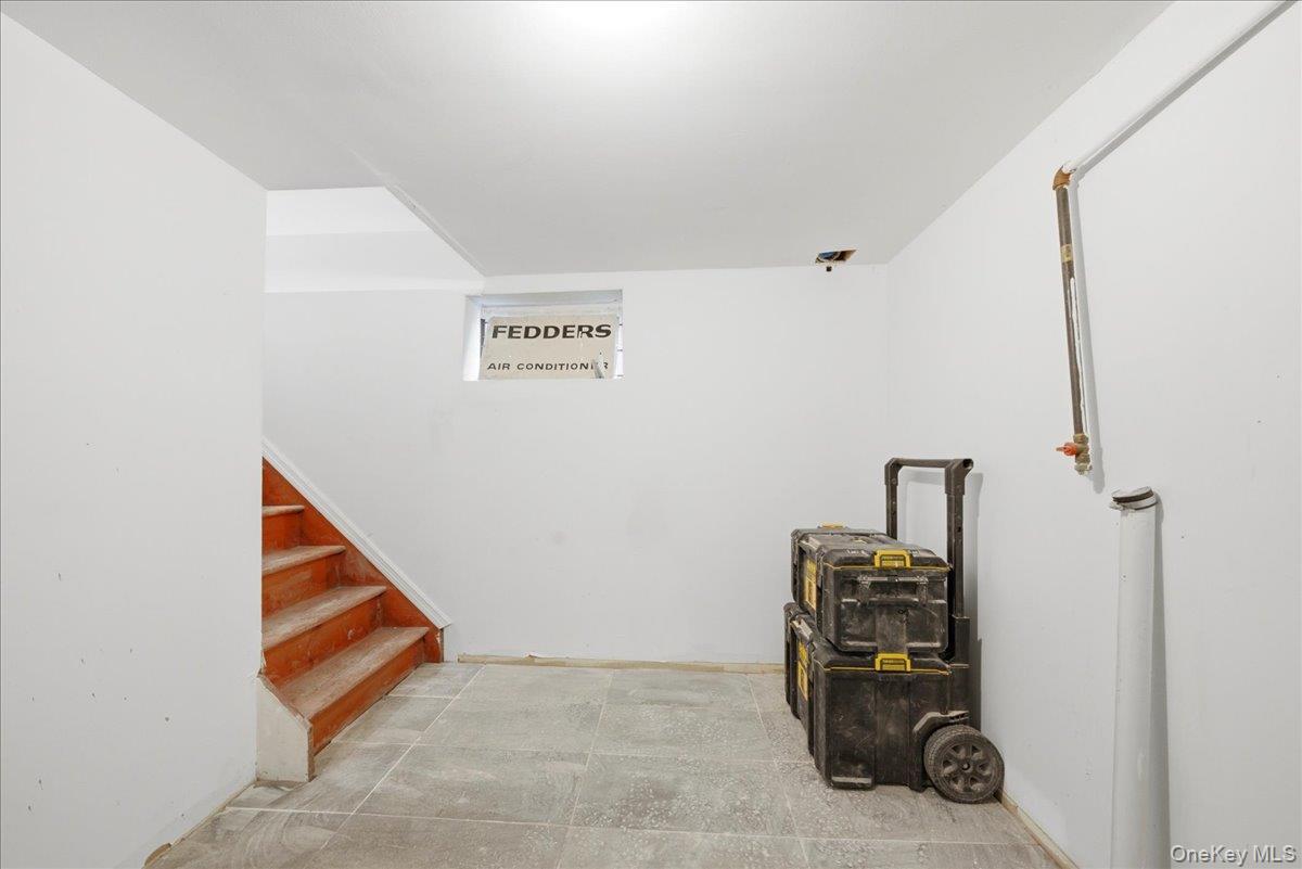 Single Family 105th Avenue Queens, NY 11435, MLS-1036858-18