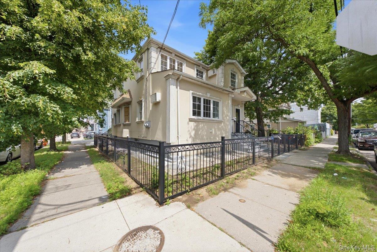 Single Family 105th Avenue Queens, NY 11435, MLS-1036858-3