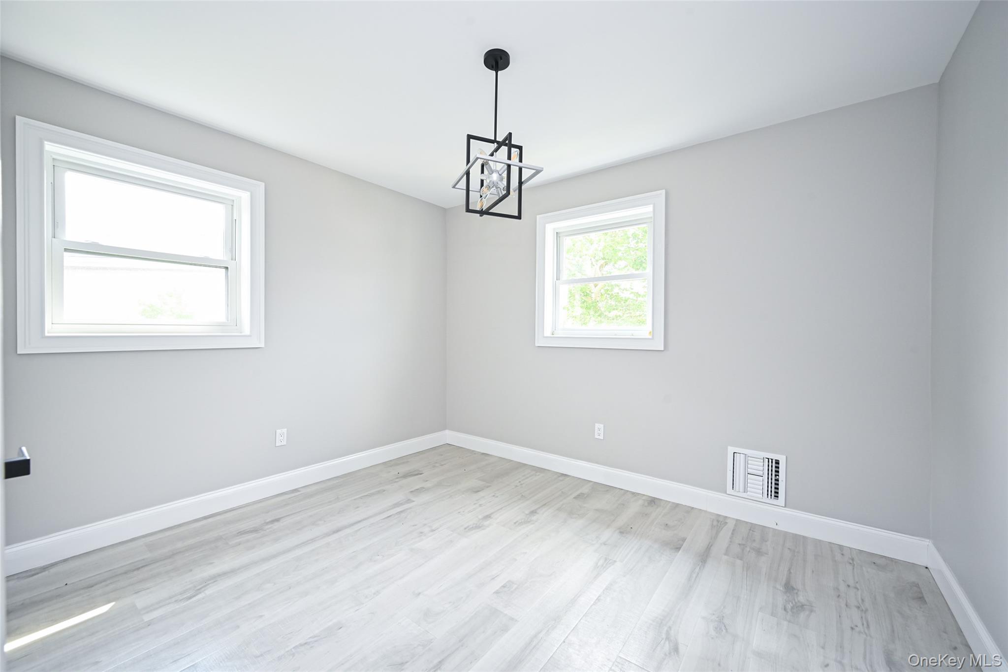 Single Family 143rd Street  Queens, NY 11357, MLS-1036866-16