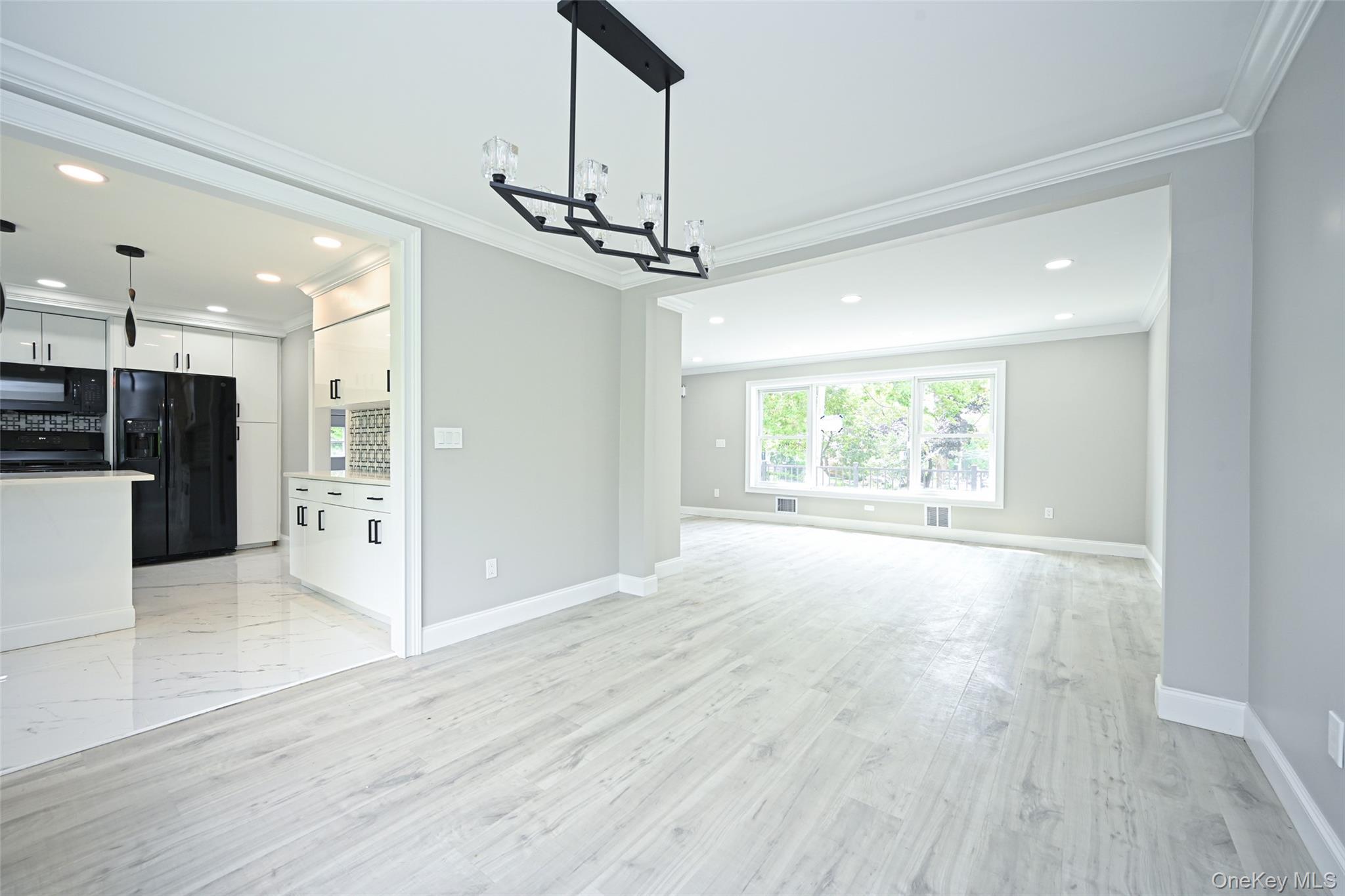 Single Family 143rd Street  Queens, NY 11357, MLS-1036866-2
