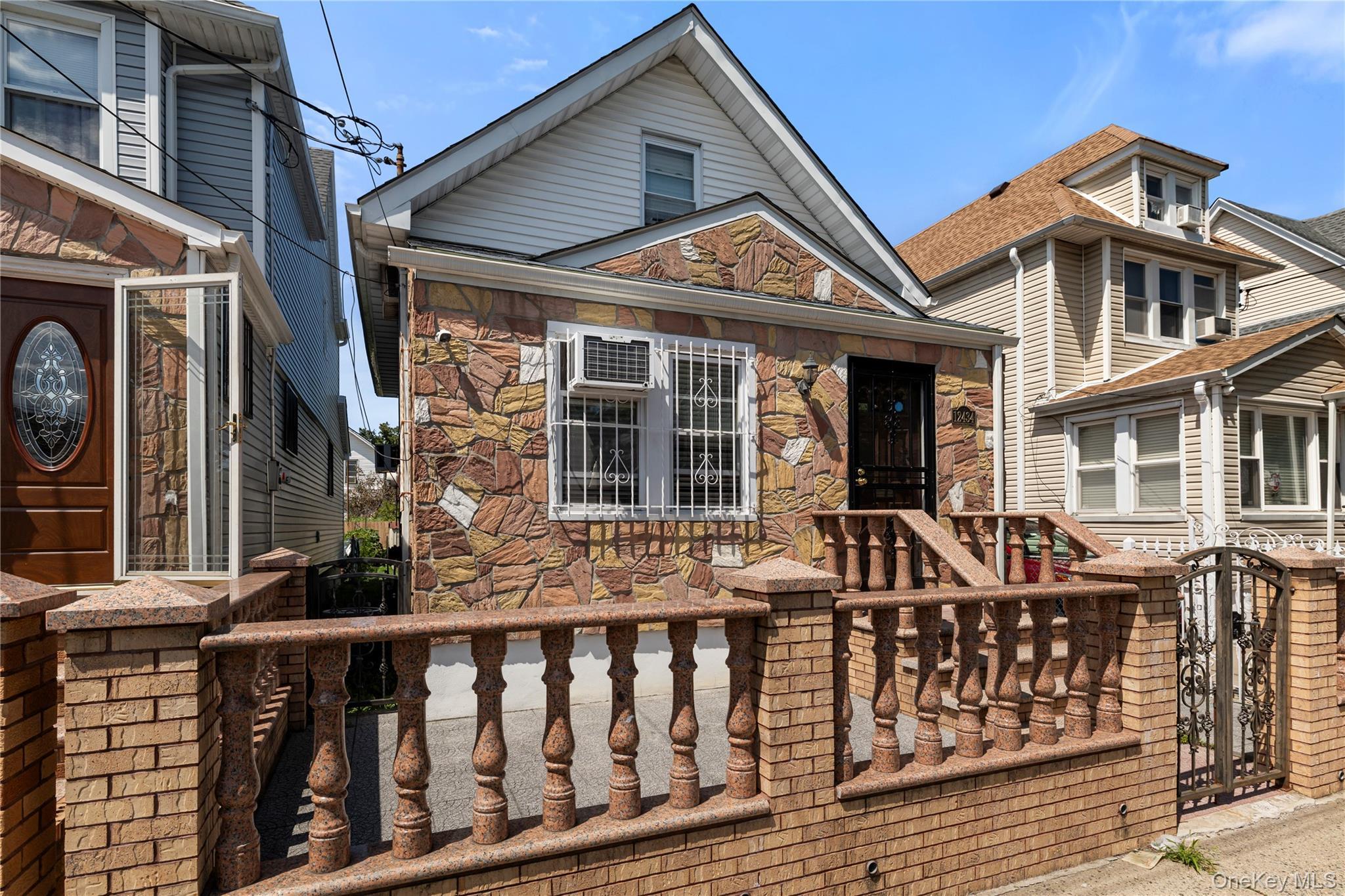 Single Family 135th Place Queens, NY 11420, MLS-1036869-21