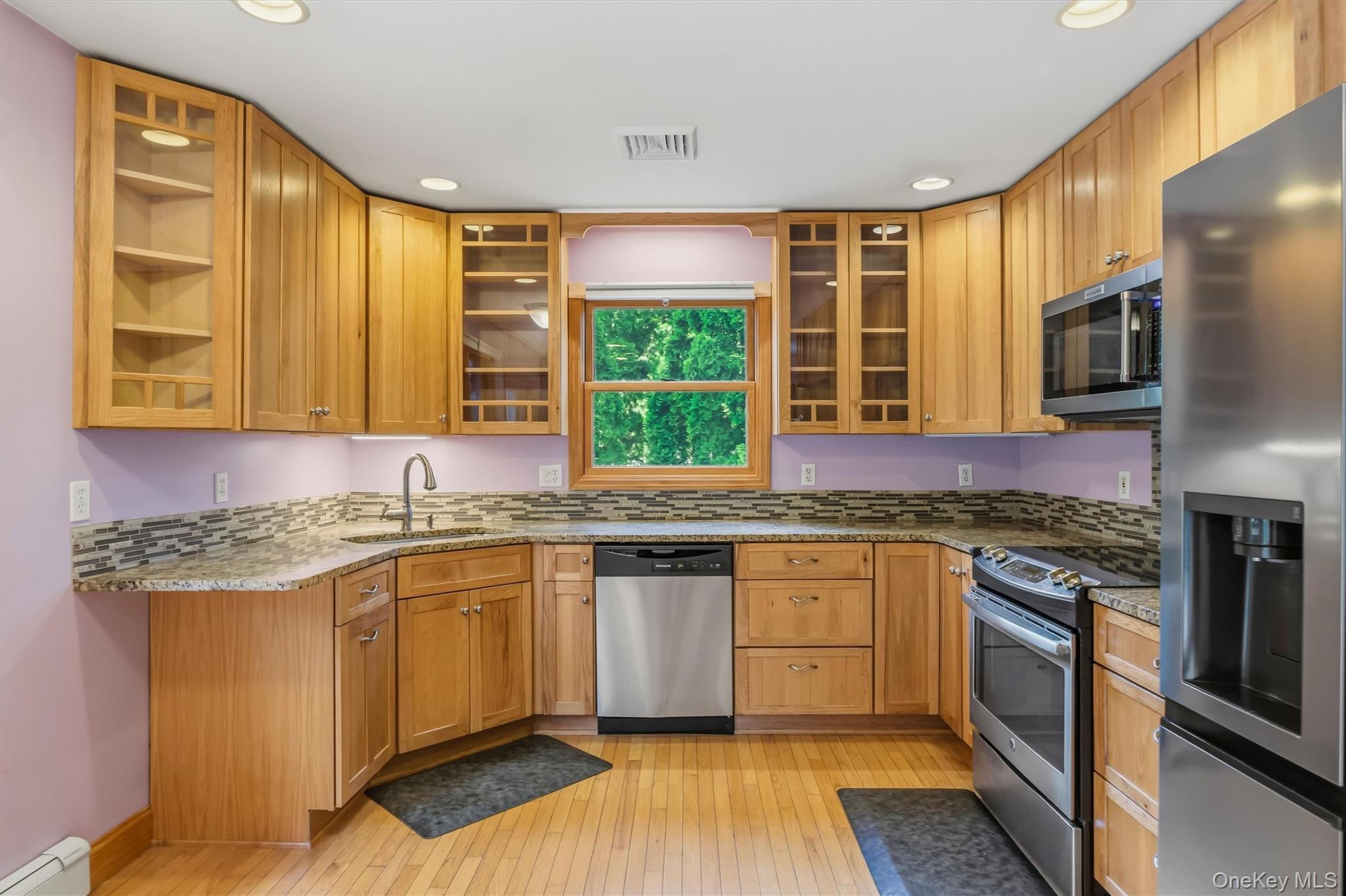 Single Family Bell Air Lane  Dutchess County, NY 12590, MLS-1036875-11