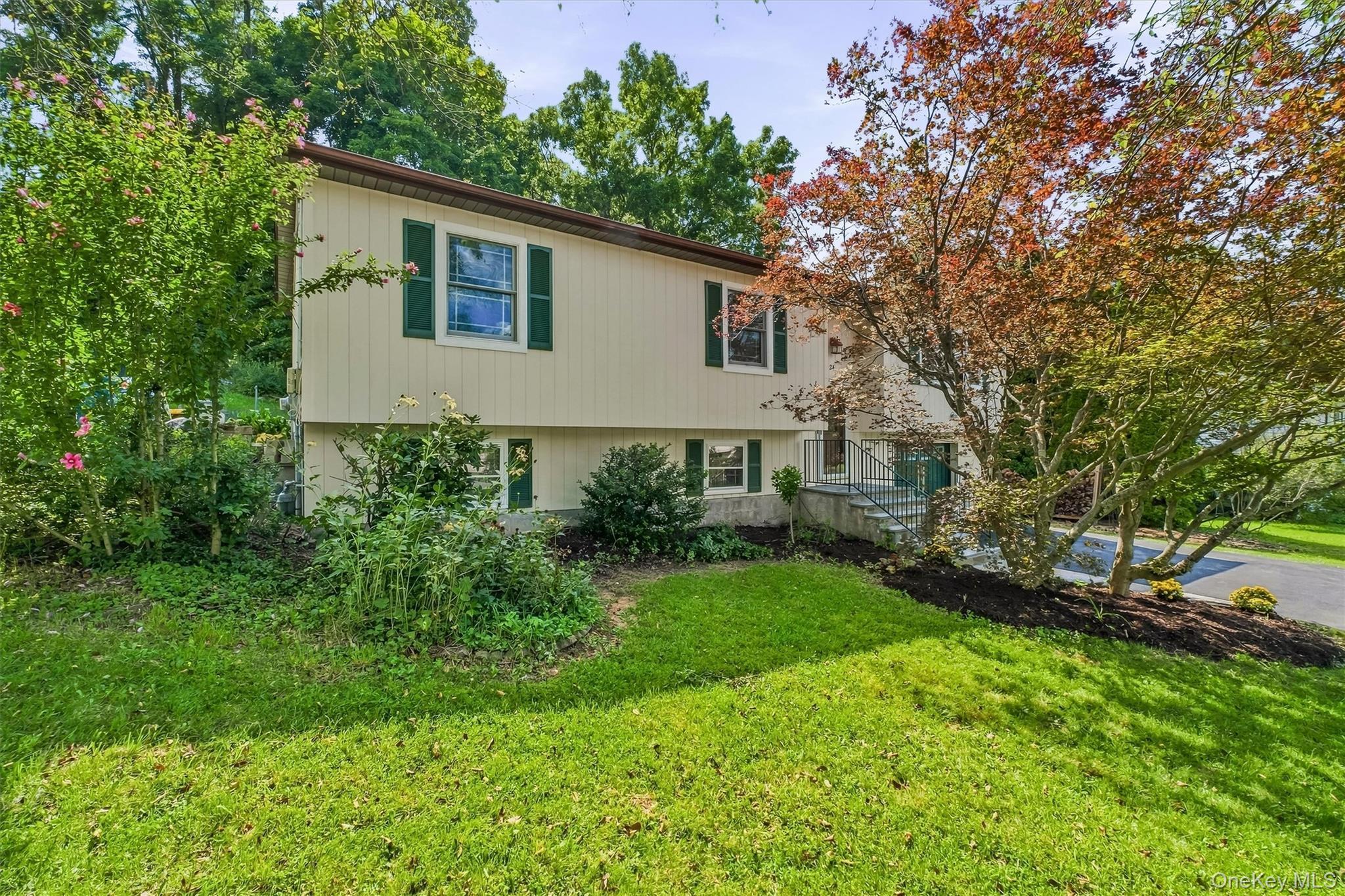 Single Family Bell Air Lane  Dutchess County, NY 12590, MLS-1036875-2