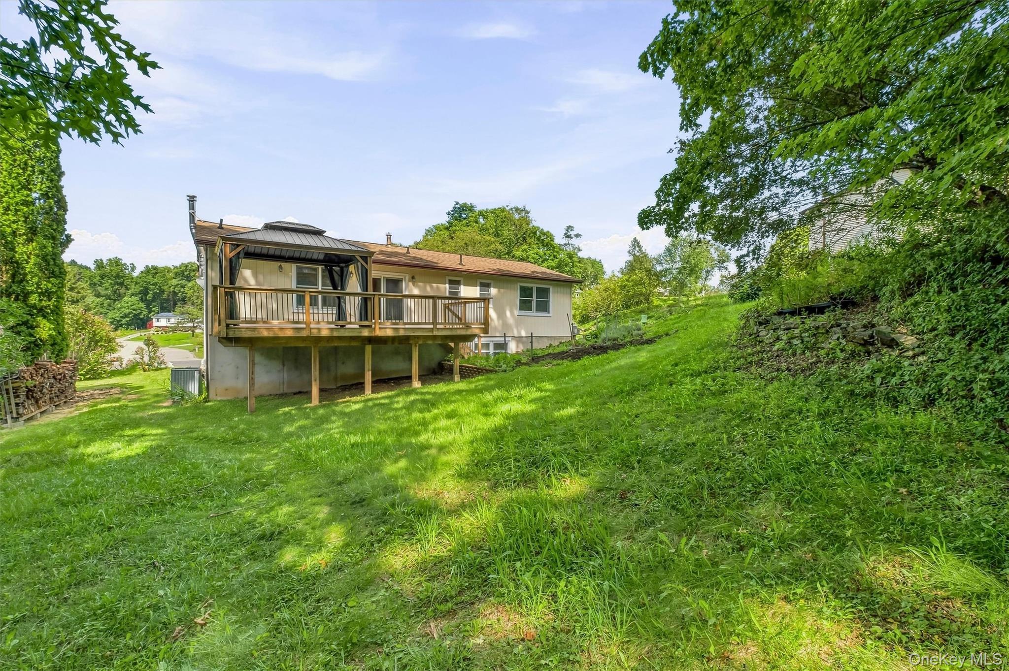 Single Family Bell Air Lane  Dutchess County, NY 12590, MLS-1036875-34