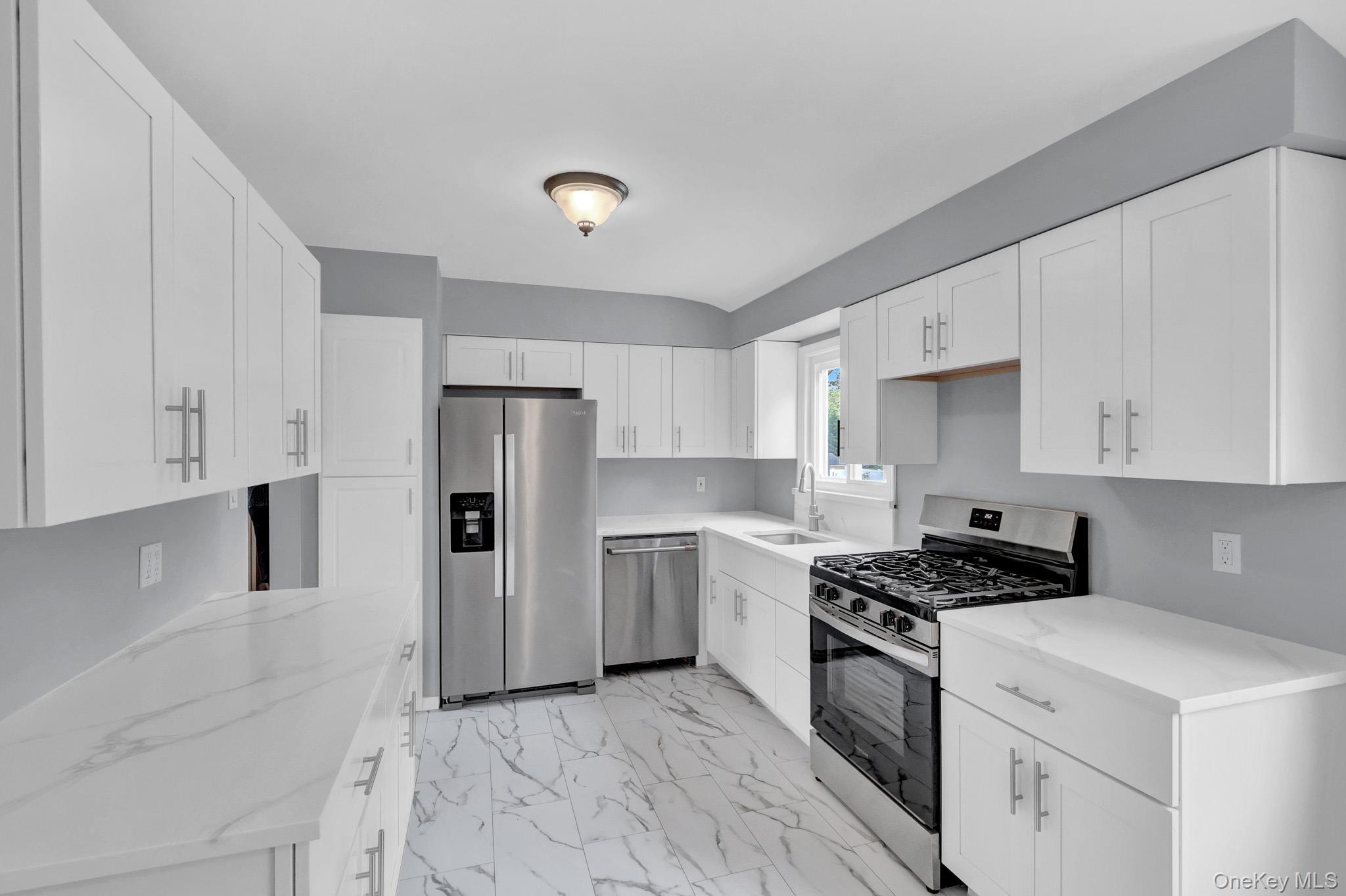 Single Family Peter Paul Drive Suffolk County, NY 11795, MLS-1036883-2