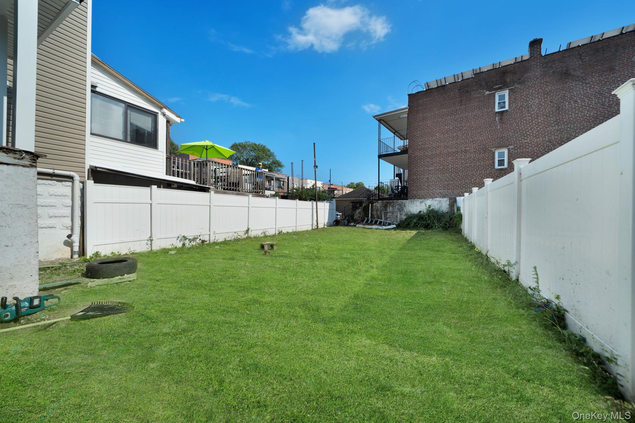Single Family La Salle Avenue Bronx, NY 10461, MLS-1036894-22