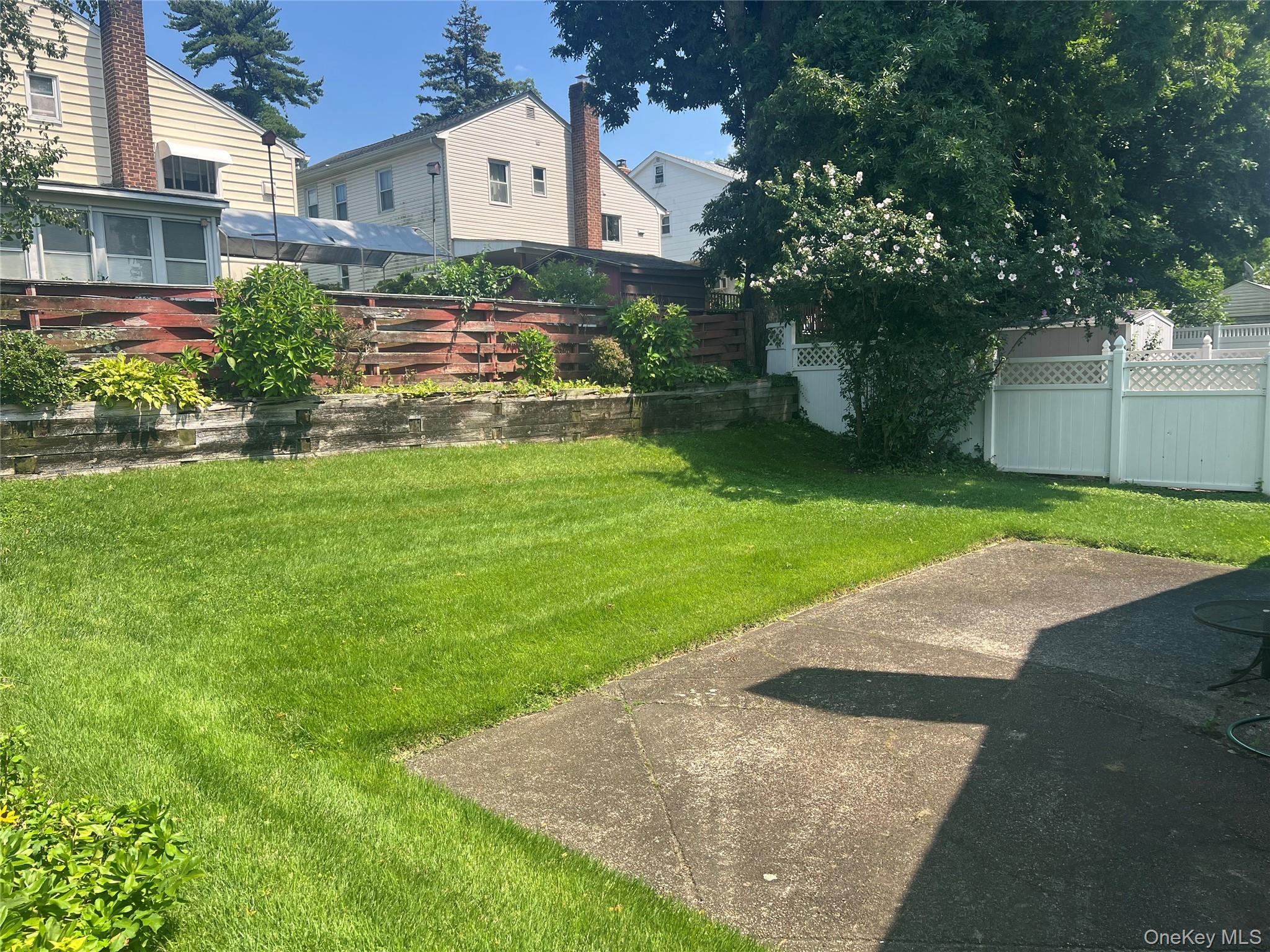 Single Family 248th Street  Queens, NY 11363, MLS-1036899-18