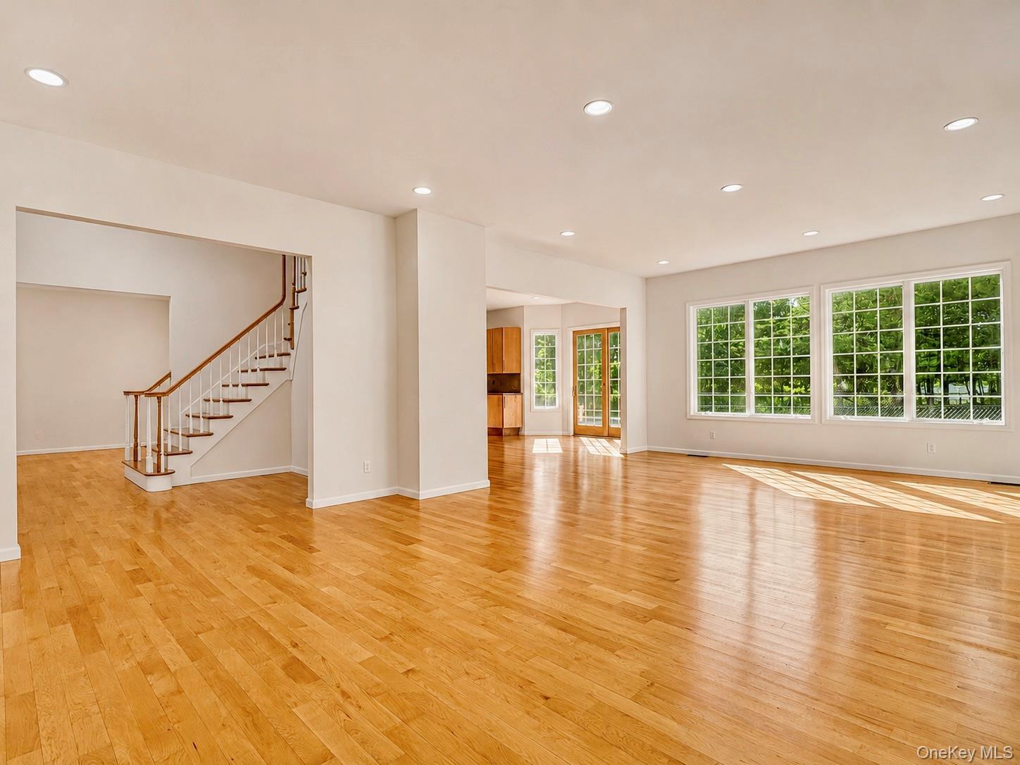 Single Family Shore Road Suffolk County, NY 11766, MLS-1036915-12