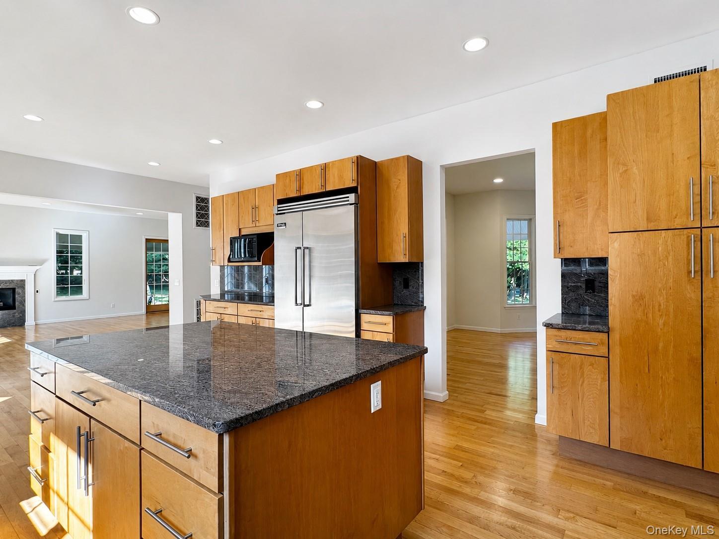 Single Family Shore Road Suffolk County, NY 11766, MLS-1036915-21