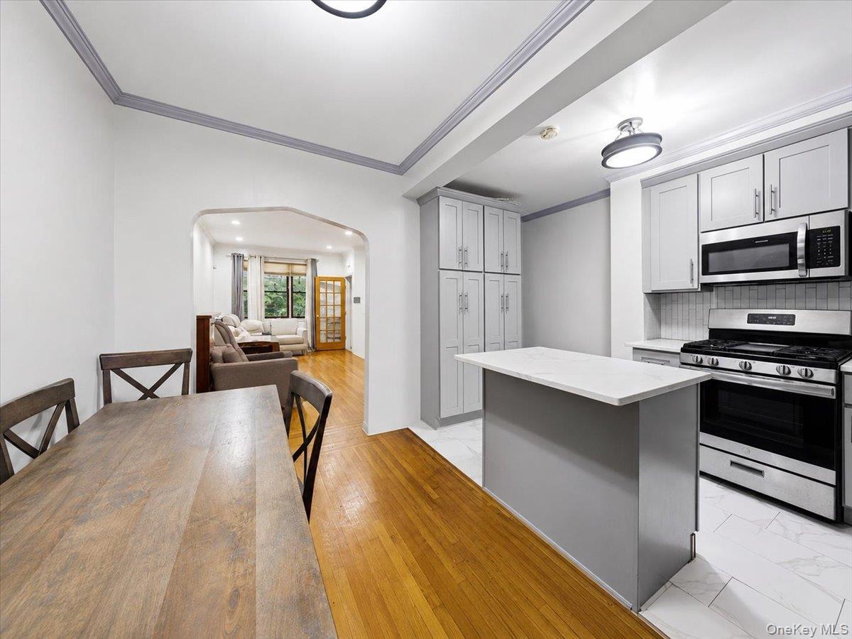 Single Family E 59th Street  Brooklyn, NY 11203, MLS-1036918-7