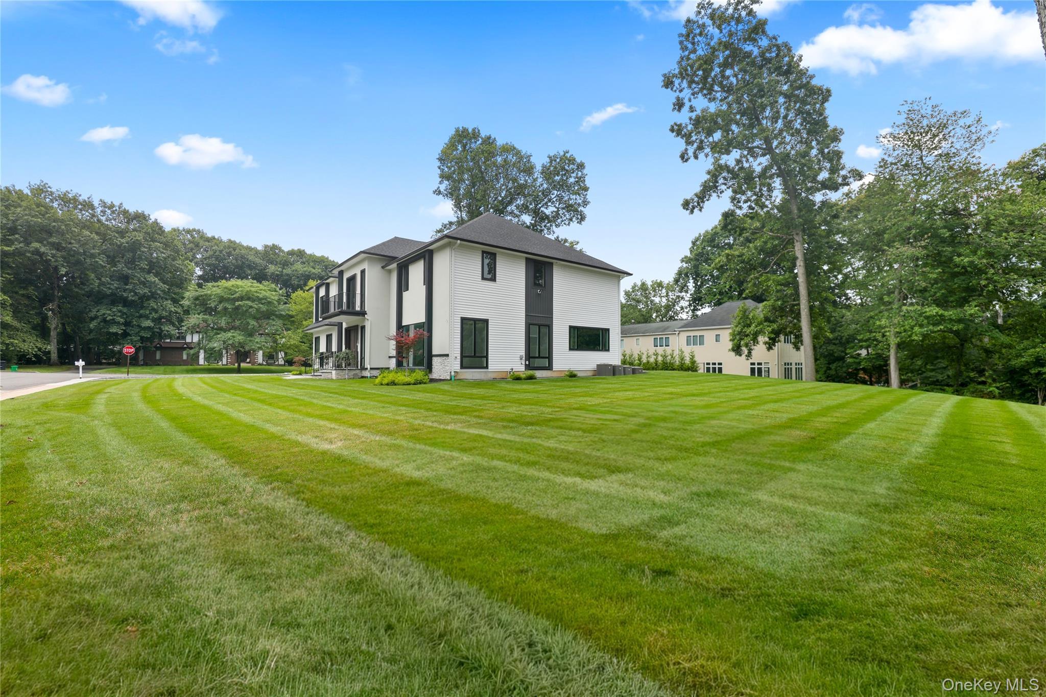 Single Family Wallenberg Circle  Rockland County, NY 10952, MLS-1036924-44