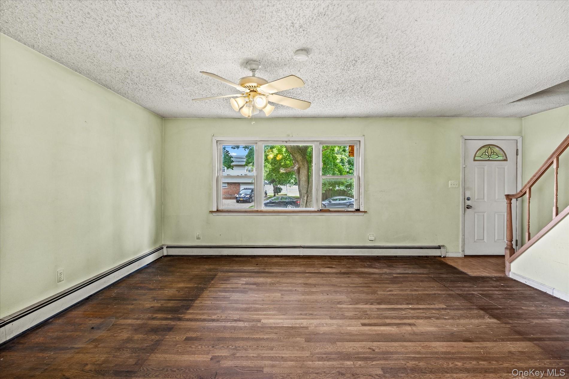 Single Family Broadway Nassau County, NY 11590, MLS-1036927-15