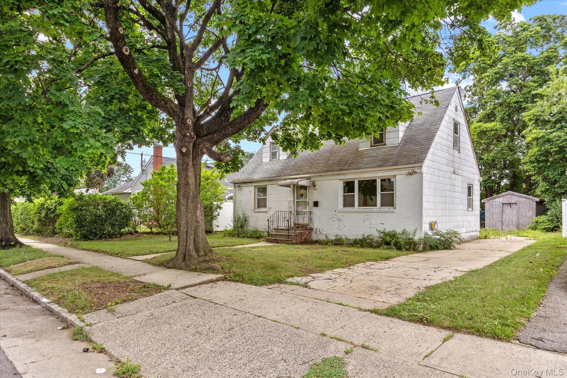 Single Family Broadway Nassau County, NY 11590, MLS-1036927-3