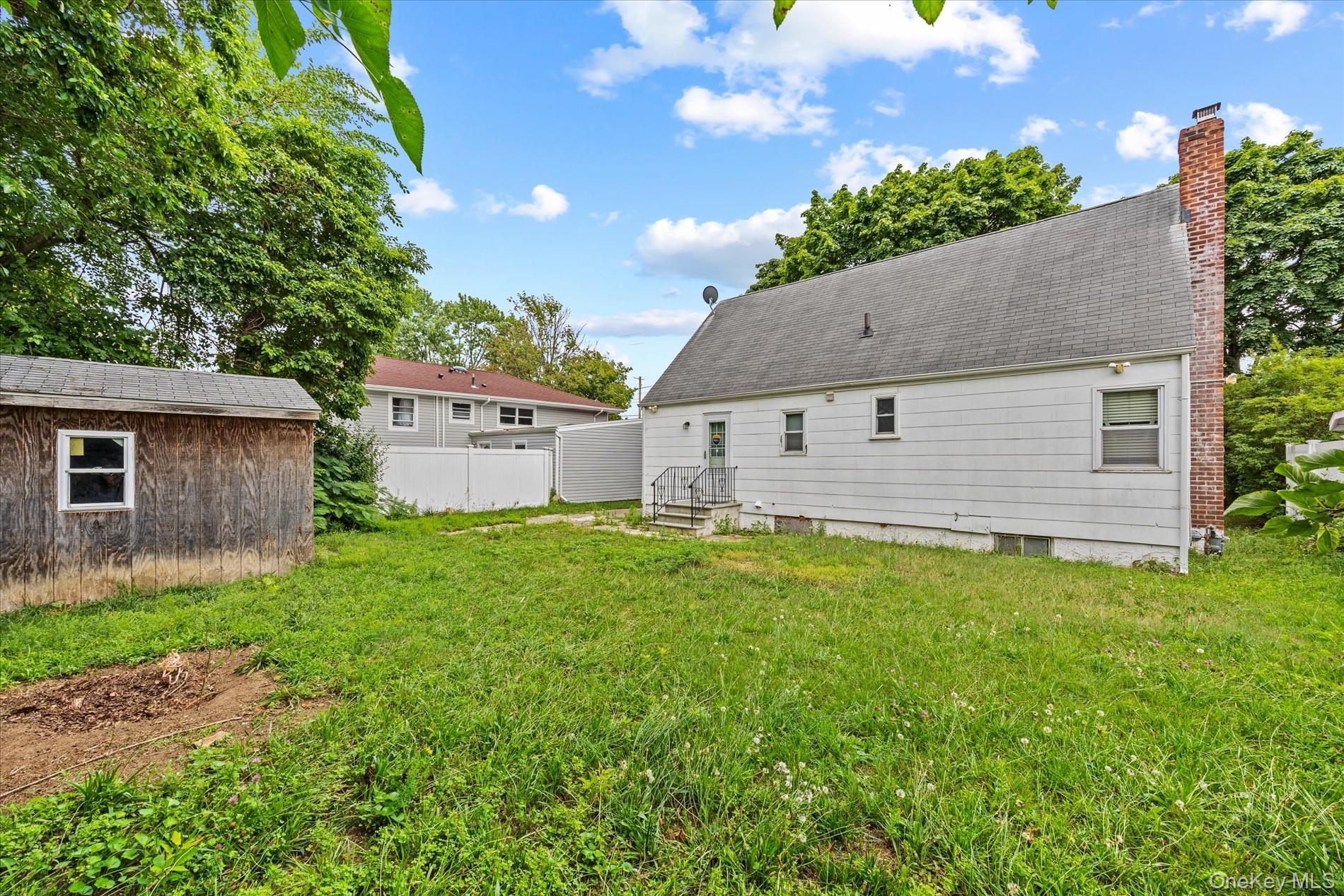Single Family Broadway Nassau County, NY 11590, MLS-1036927-6
