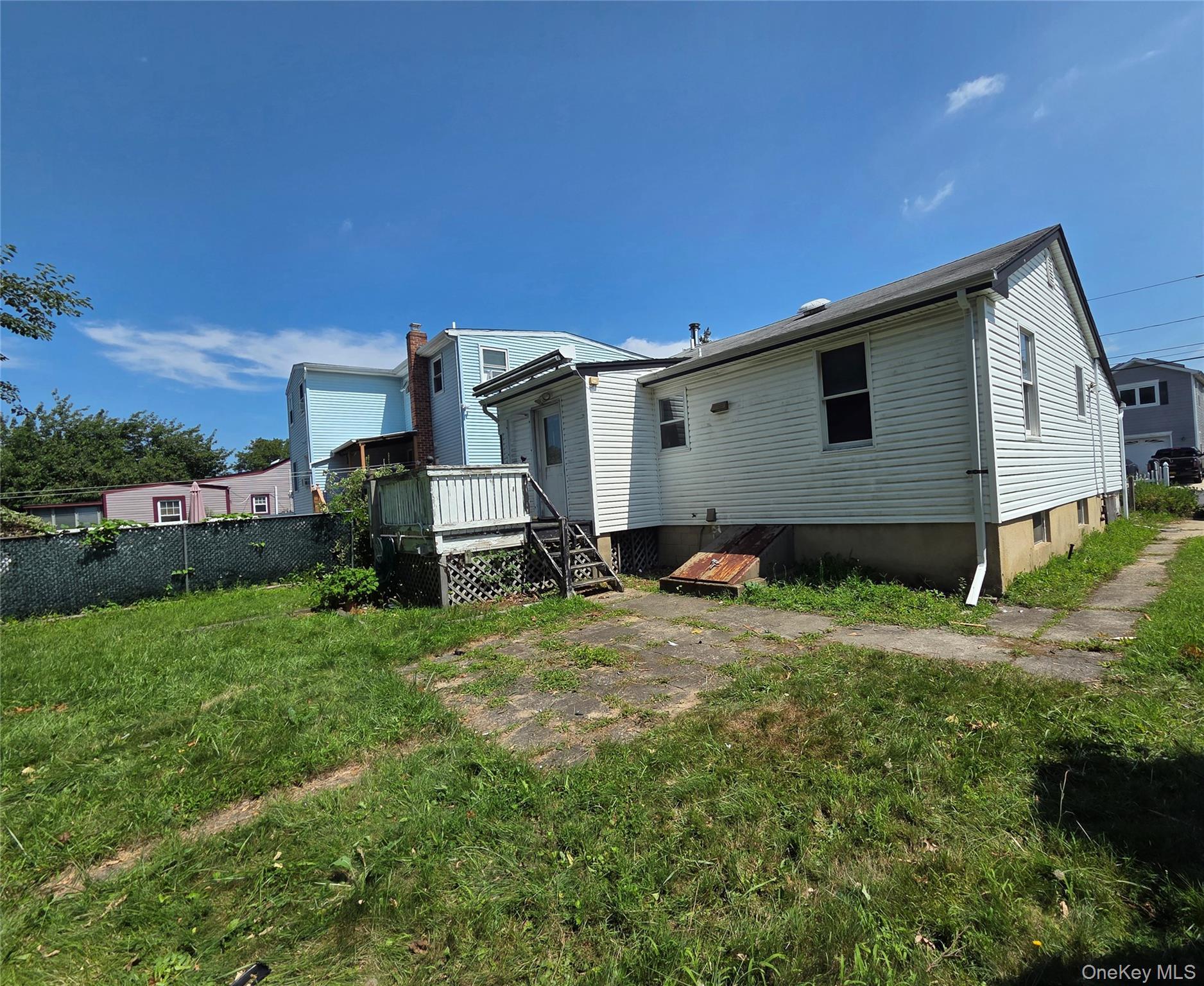 Single Family S 8th Street Suffolk County, NY 11757, MLS-1036931-4