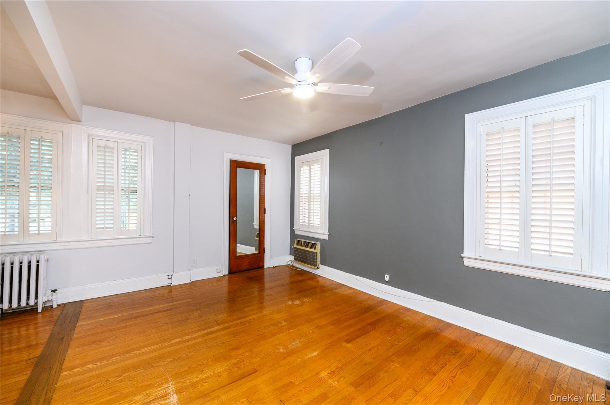 Single Family 167 Street Queens, NY 11358, MLS-1036934-10