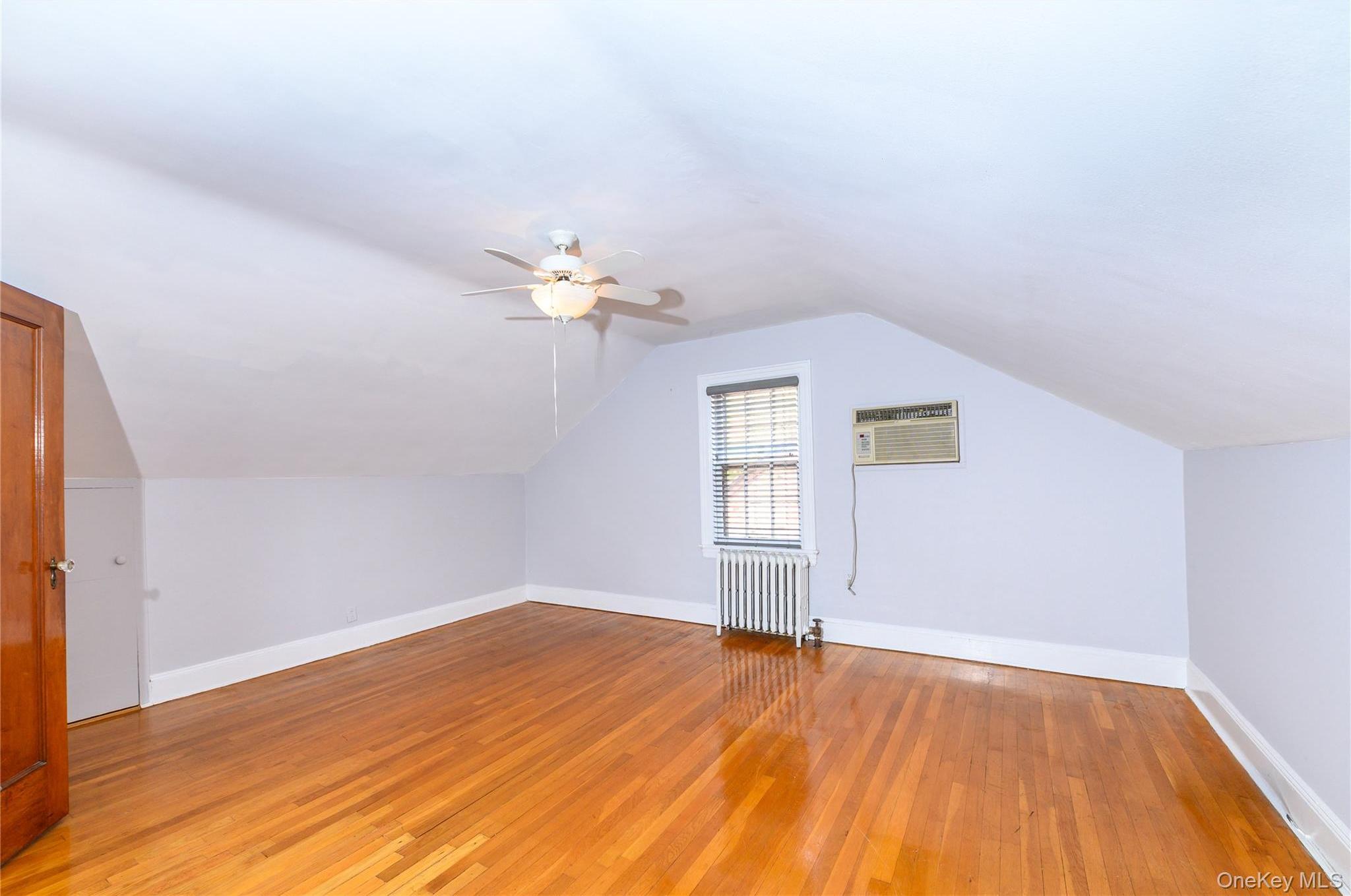 Single Family 167 Street Queens, NY 11358, MLS-1036934-15