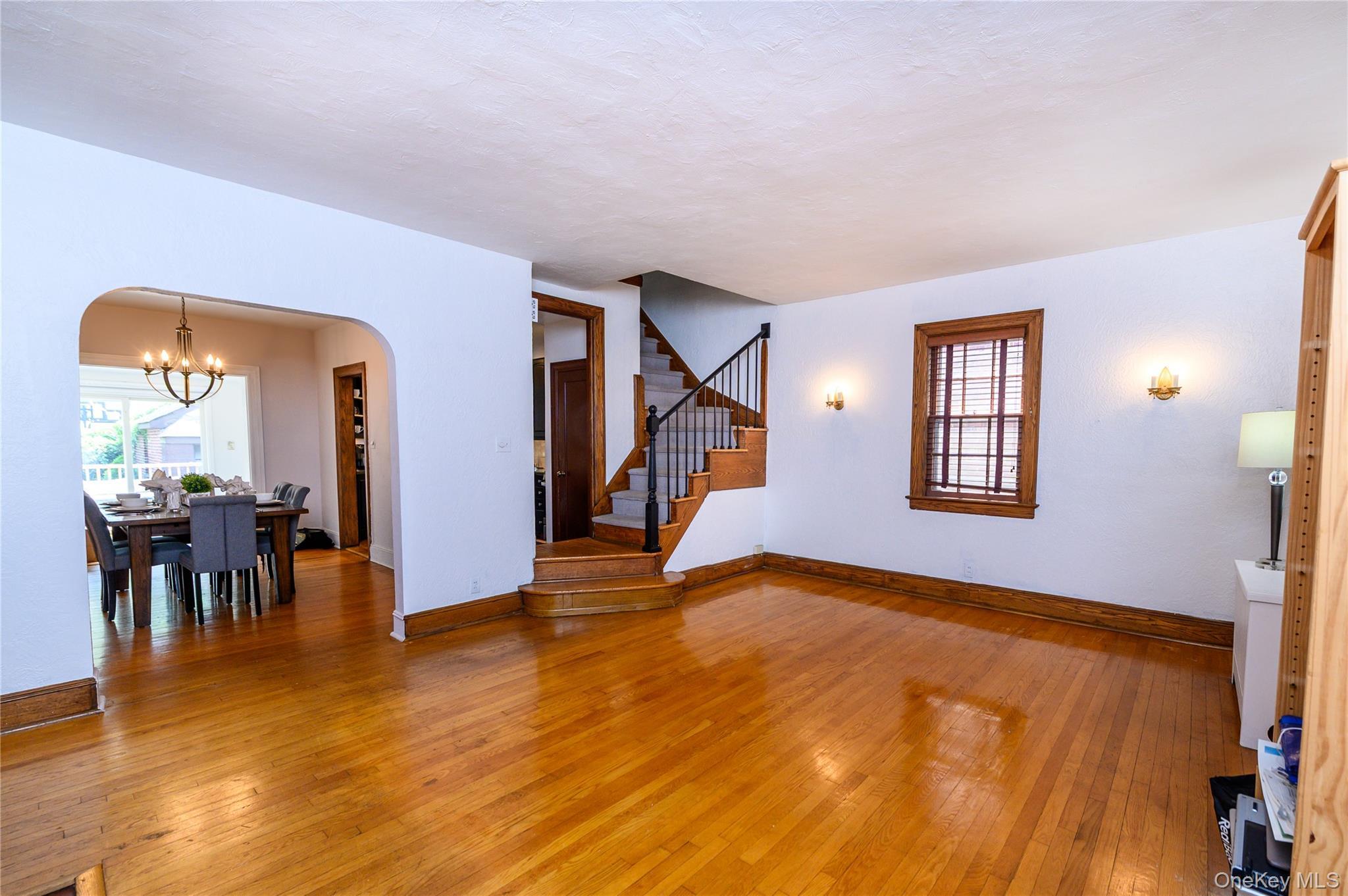 Single Family 167 Street Queens, NY 11358, MLS-1036934-3