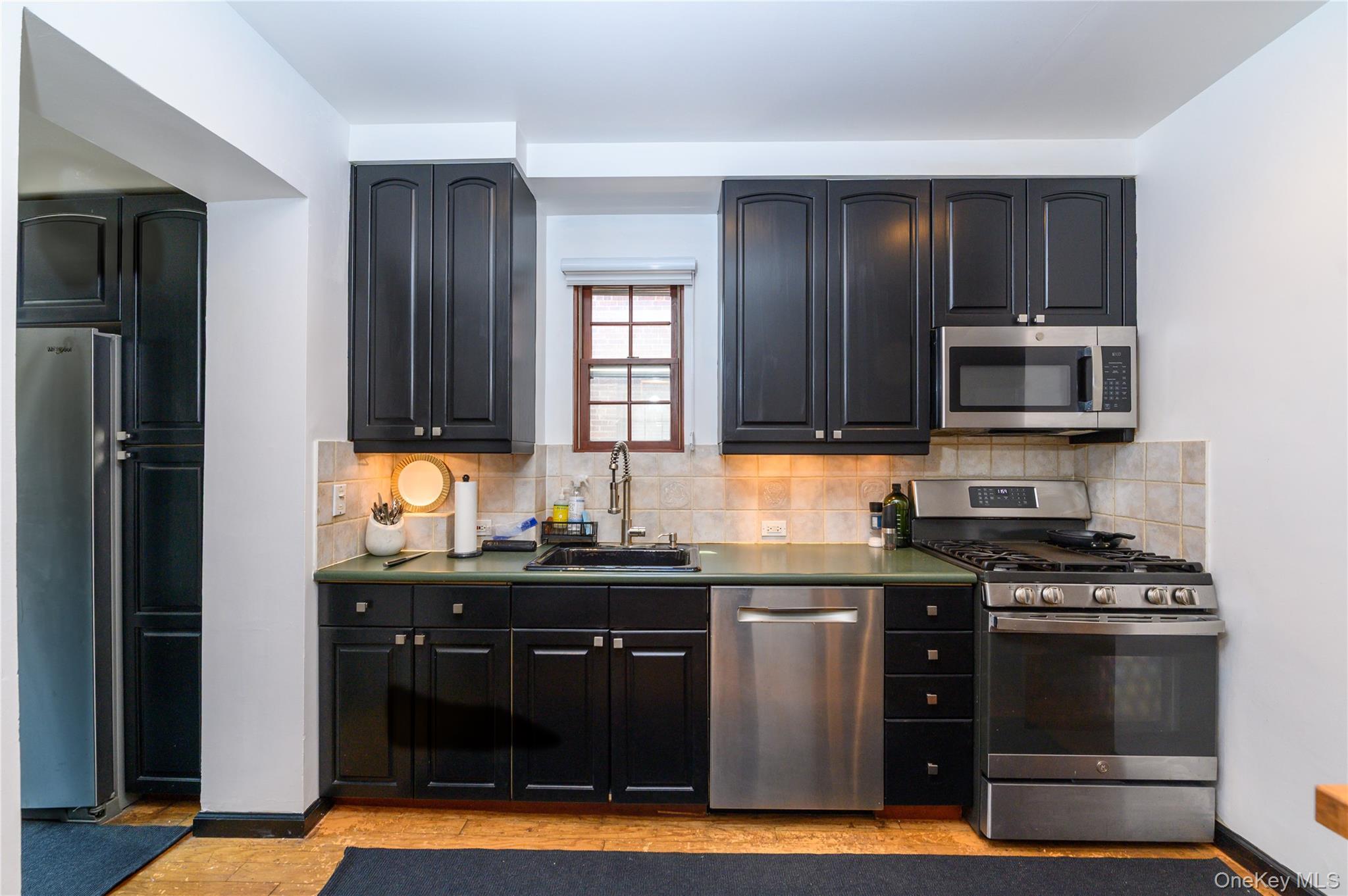 Single Family 167 Street Queens, NY 11358, MLS-1036934-6