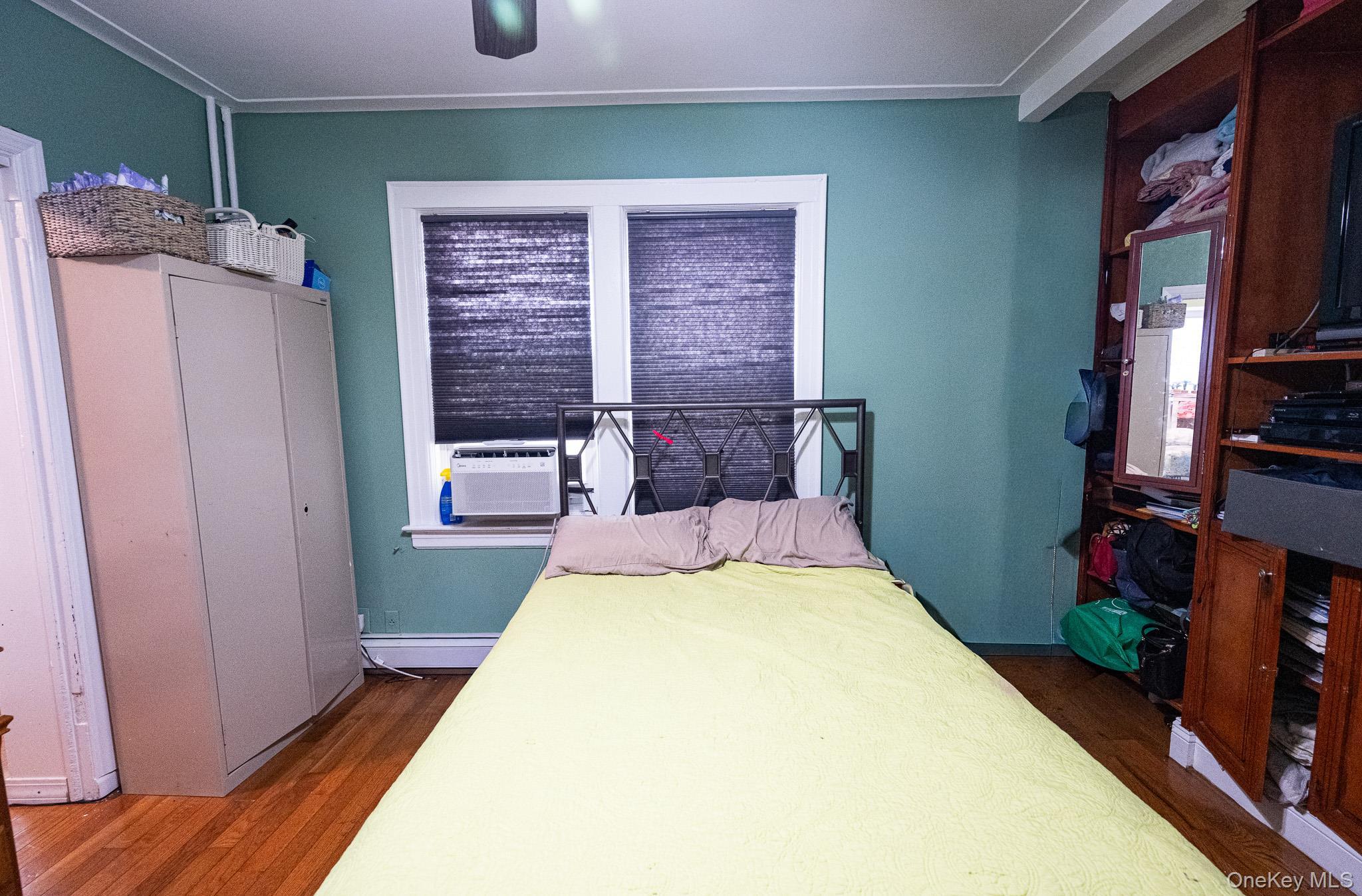 Single Family 55th Street  Queens, NY 11377, MLS-1036967-10