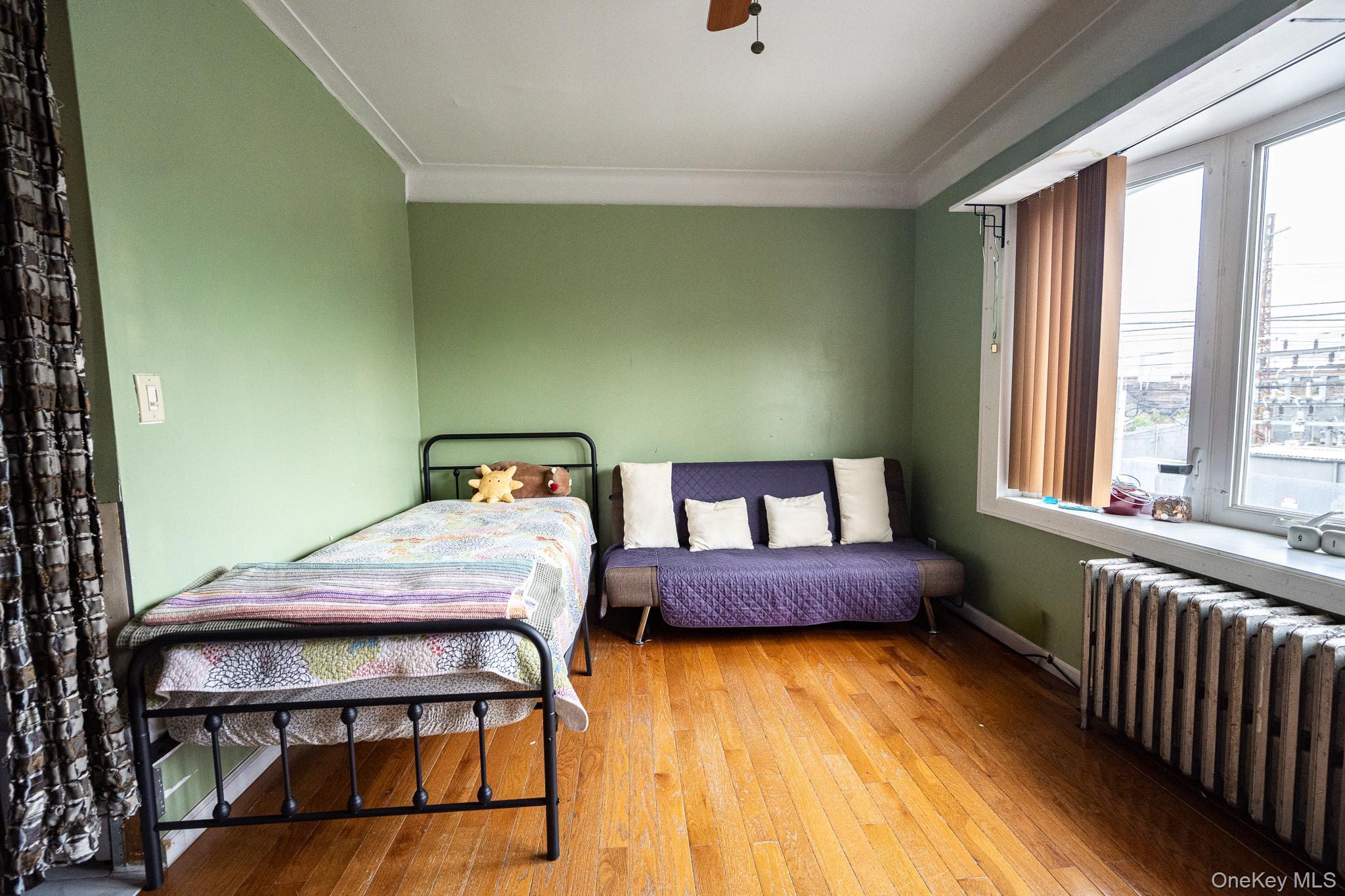 Single Family 55th Street  Queens, NY 11377, MLS-1036967-11