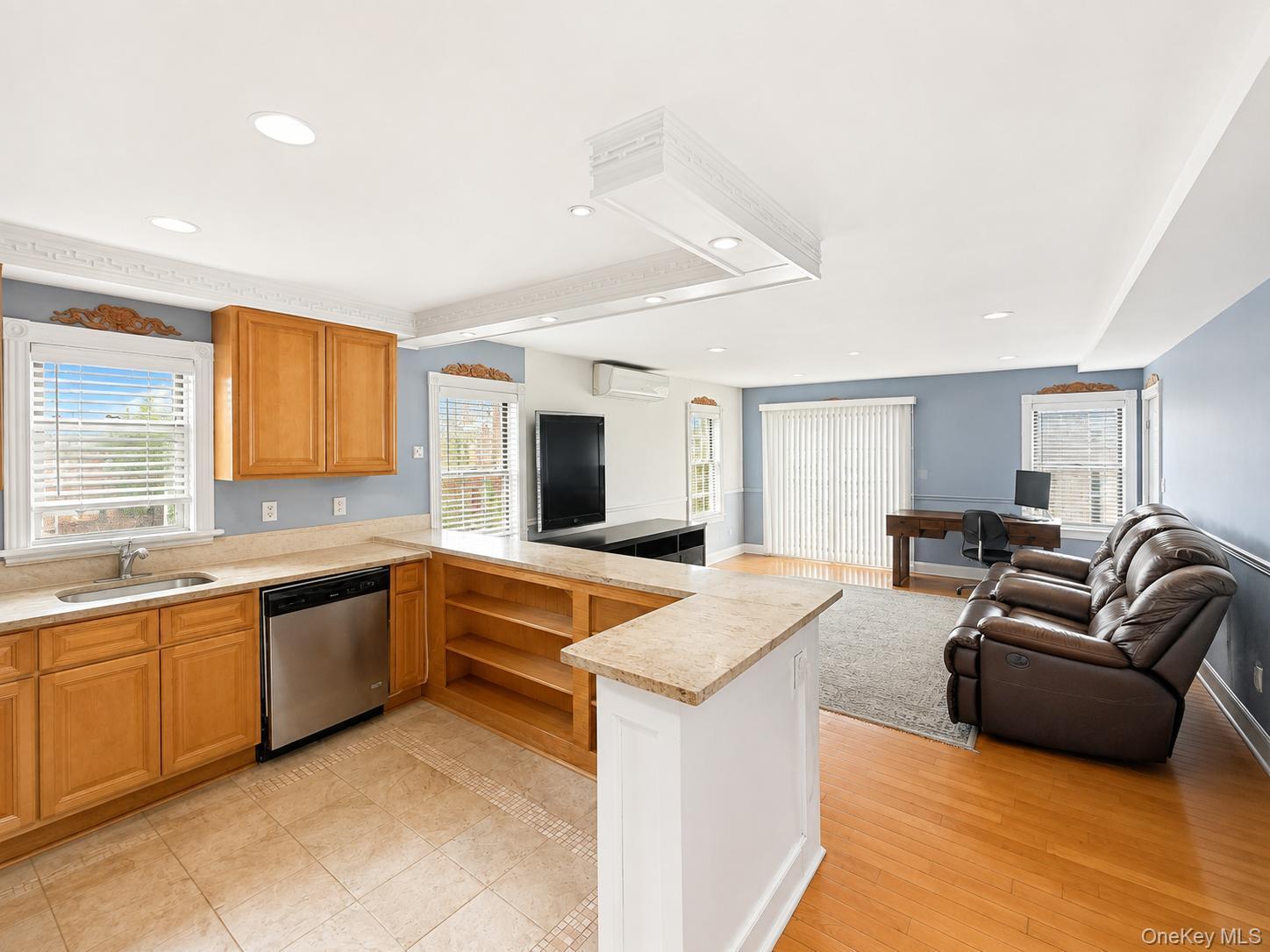 Single Family 14th Ave. Queens, NY 11356, MLS-1036979-3