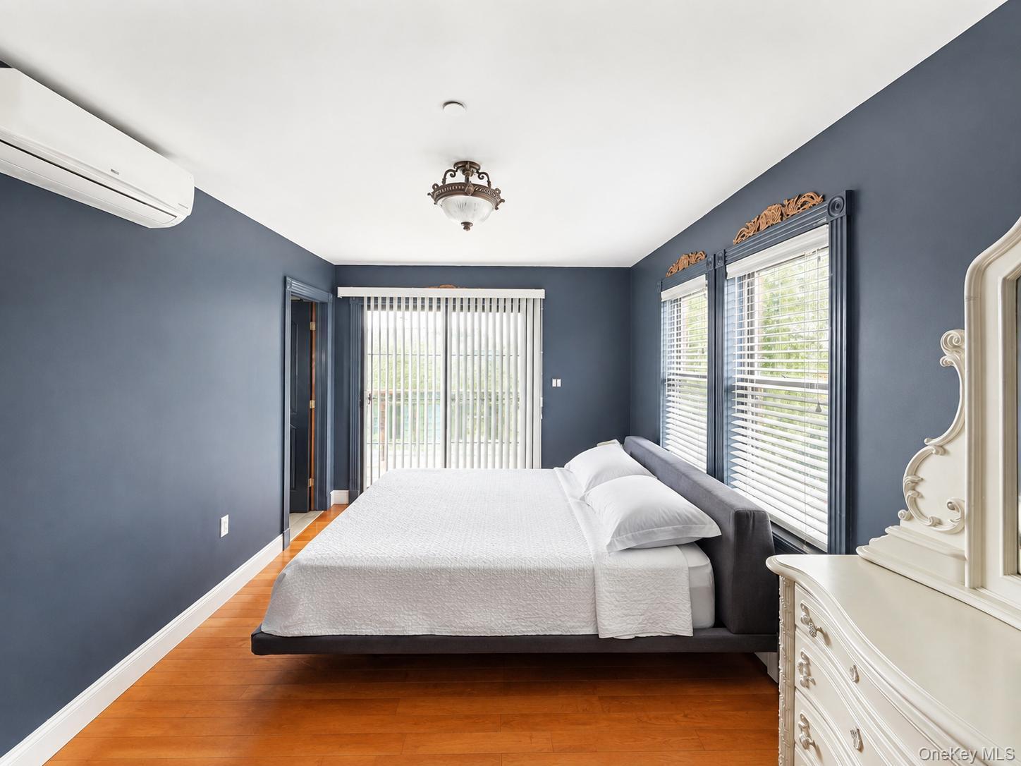 Single Family 14th Ave. Queens, NY 11356, MLS-1036979-7