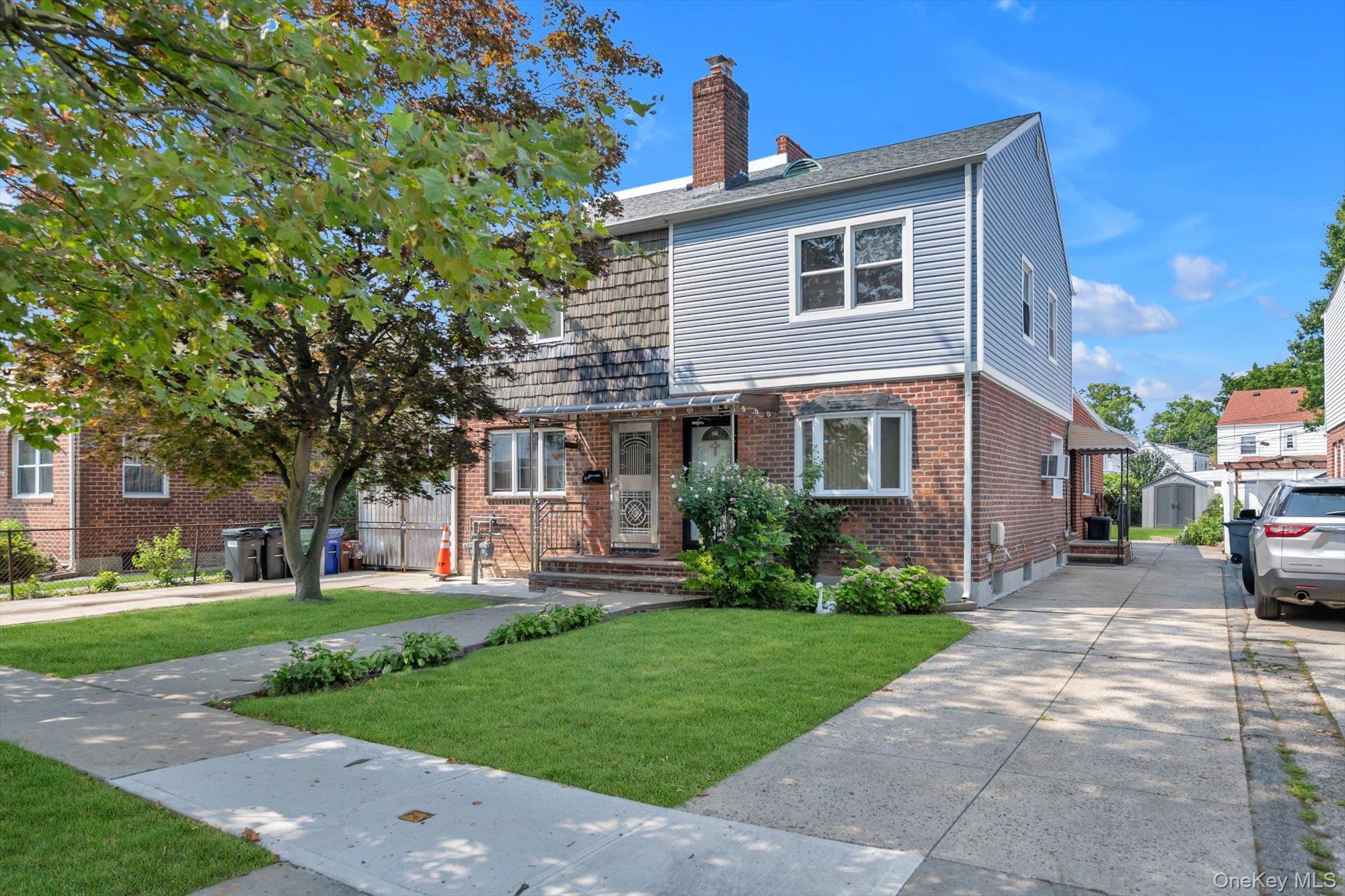 Single Family 64th Avenue Queens, NY 11367, MLS-1037002-21