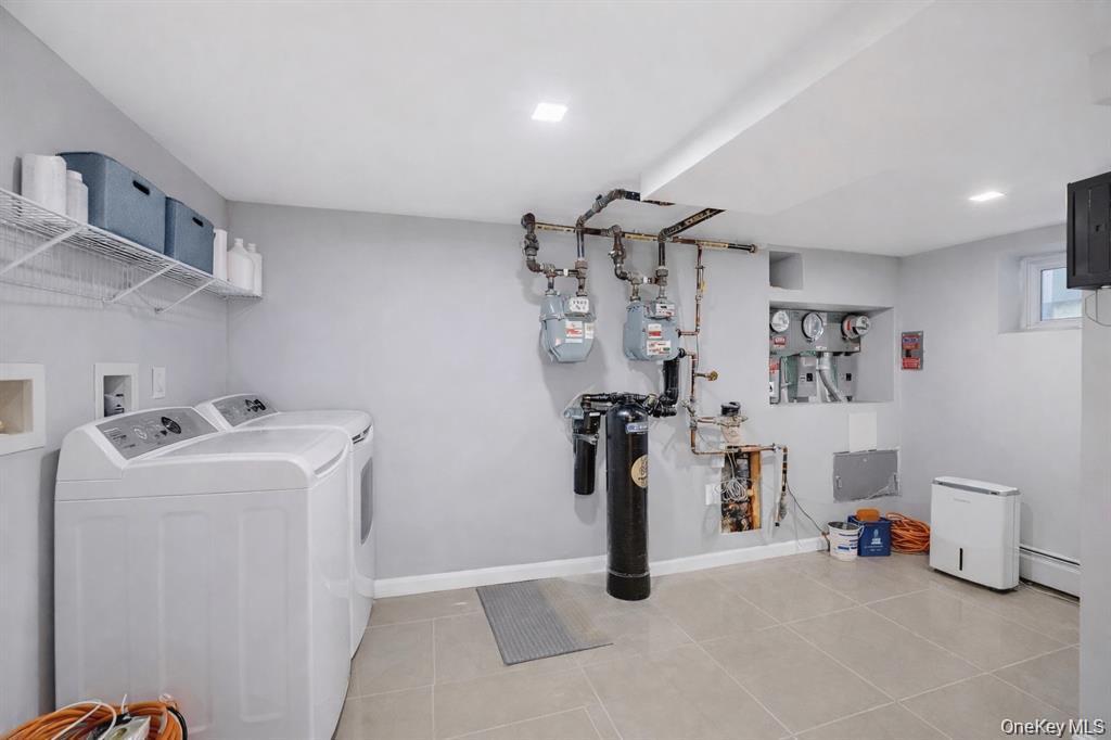 Single Family 118 Ave Queens, NY 11434, MLS-1037012-10