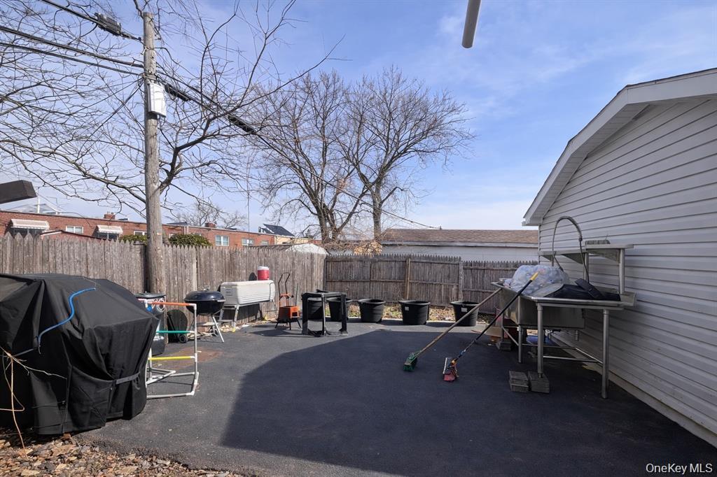 Single Family 118 Ave Queens, NY 11434, MLS-1037012-14