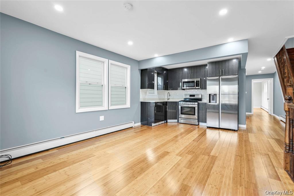 Single Family 118 Ave Queens, NY 11434, MLS-1037012-16