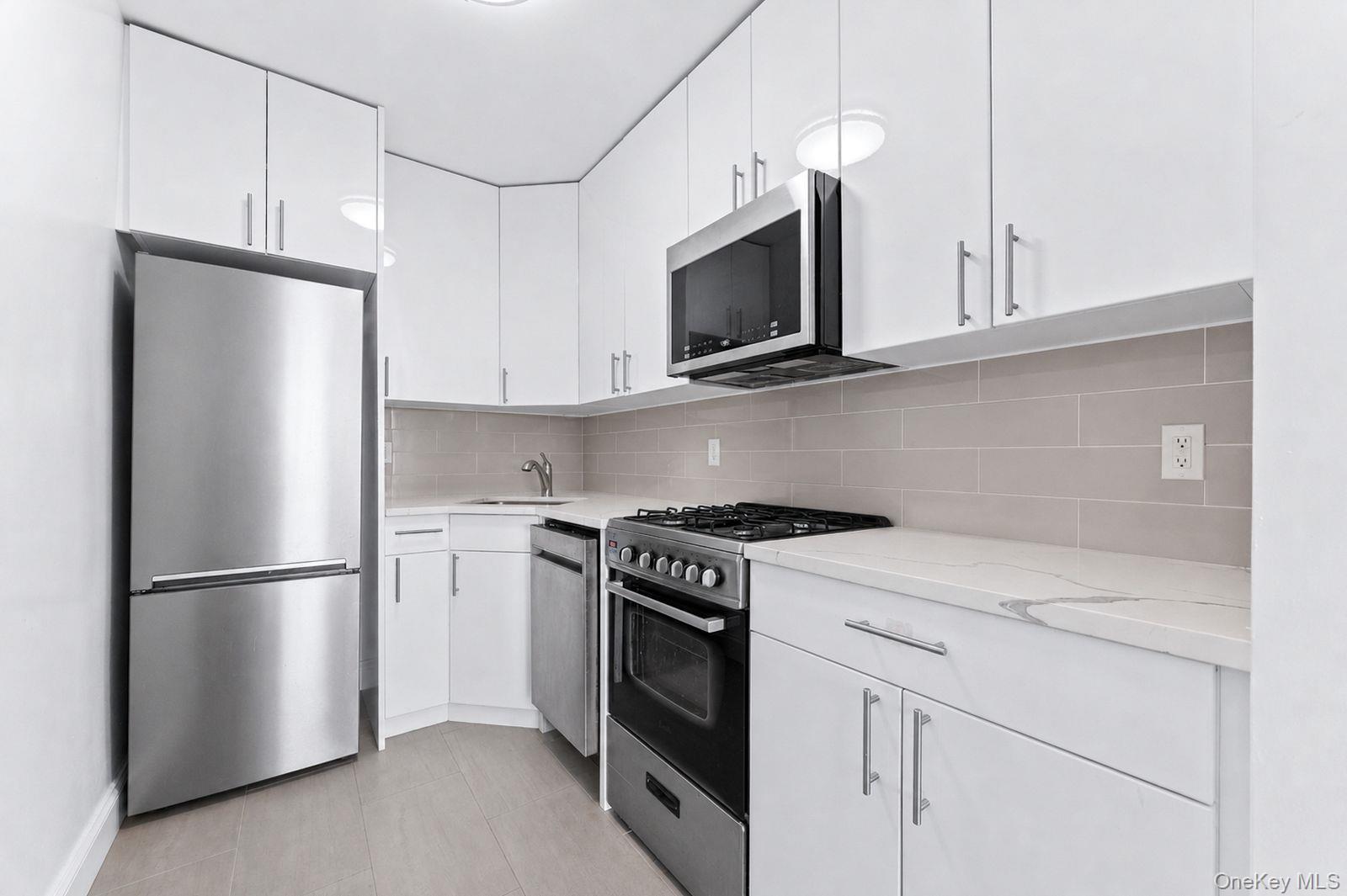 Coop Grand Central Parkway  Queens, NY 11375, MLS-1037030-14