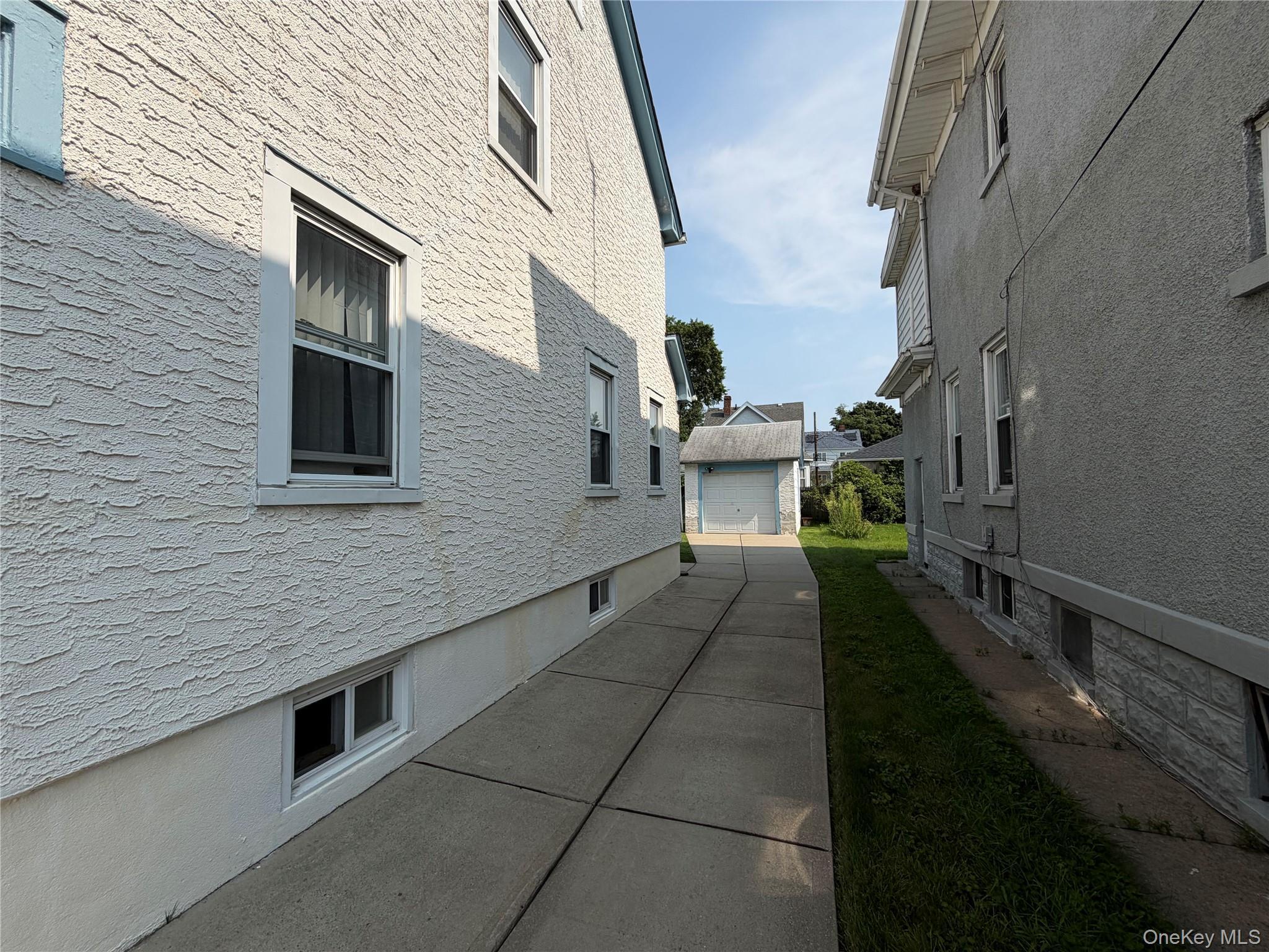 Single Family 101st Avenue Queens, NY 11429, MLS-1037041-6