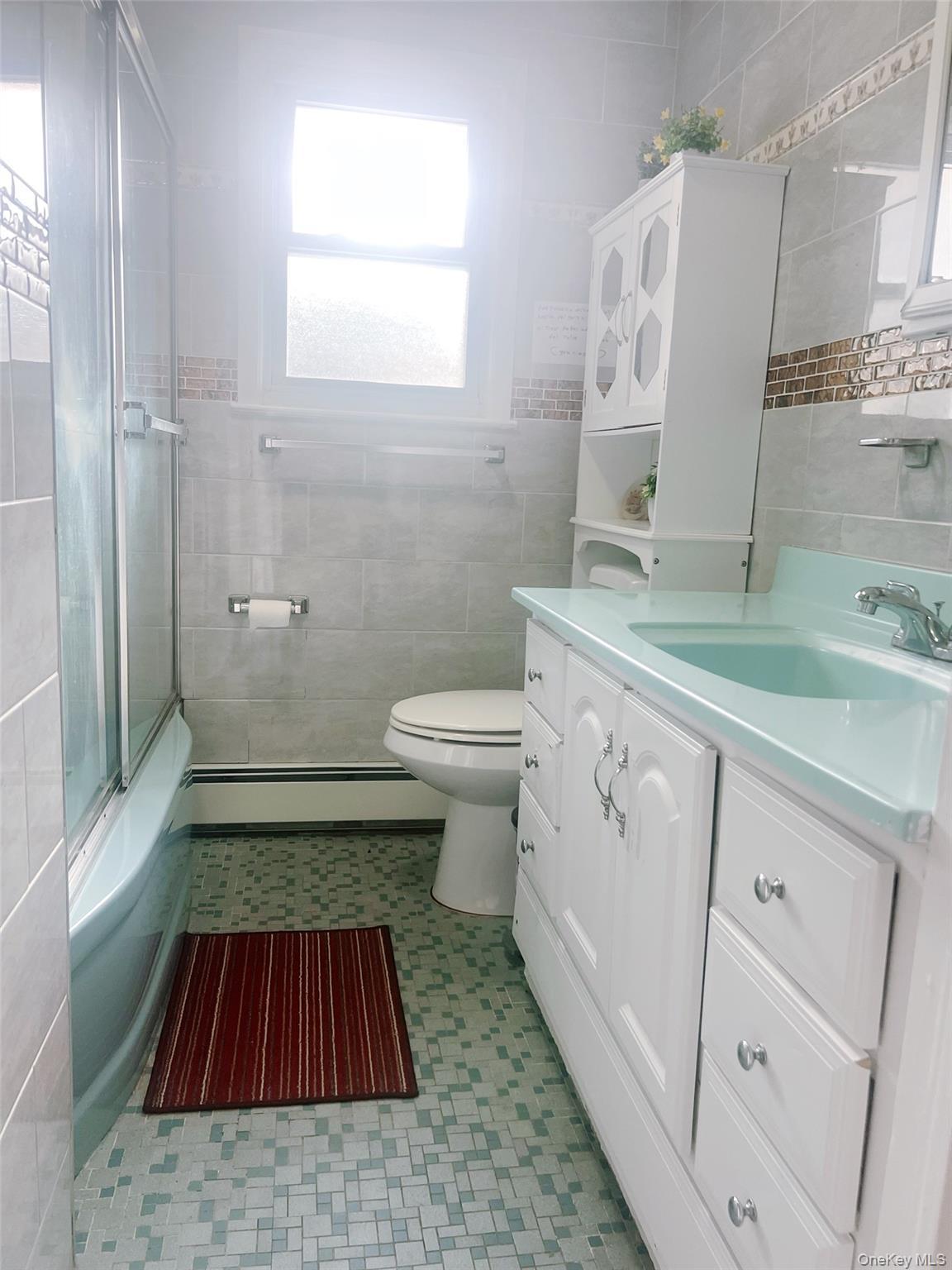 Single Family E Columbia Street  Nassau County, NY 11550, MLS-1037045-10